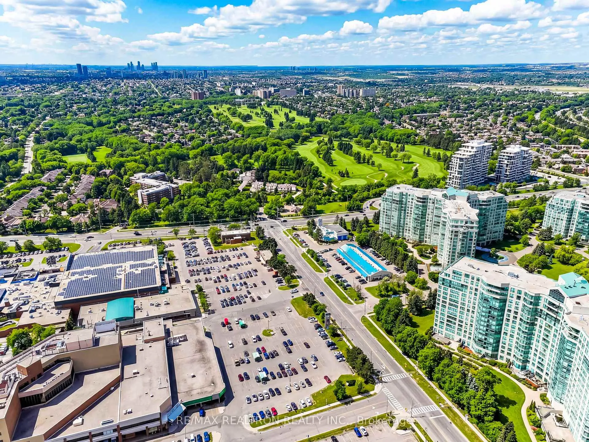 Photo 48 of Unit 822, 7805 Bayview Avenue, Markham, Aileen-Willowbrook — HOMEH