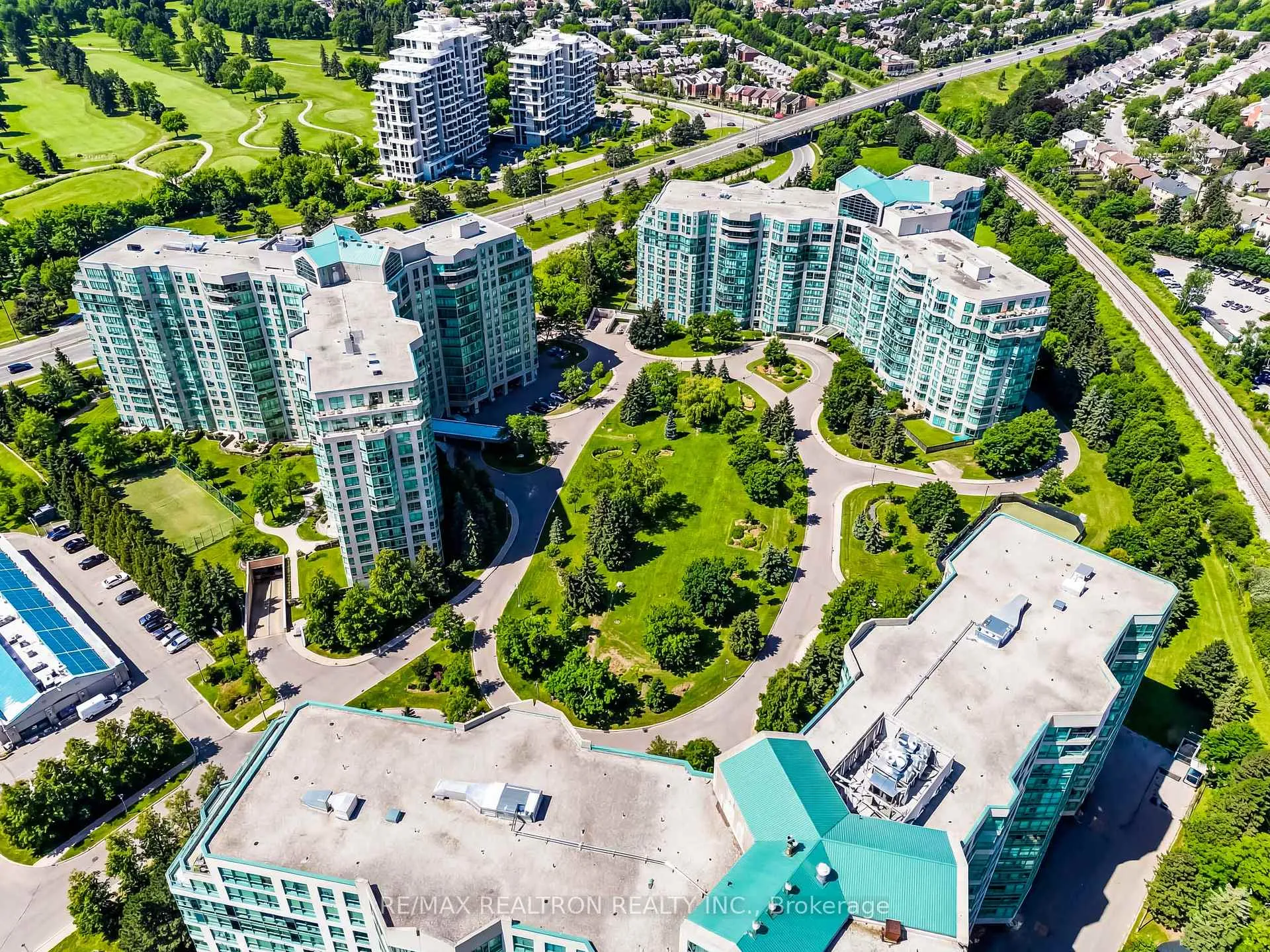 Photo 49 of Unit 822, 7805 Bayview Avenue, Markham, Aileen-Willowbrook — HOMEH