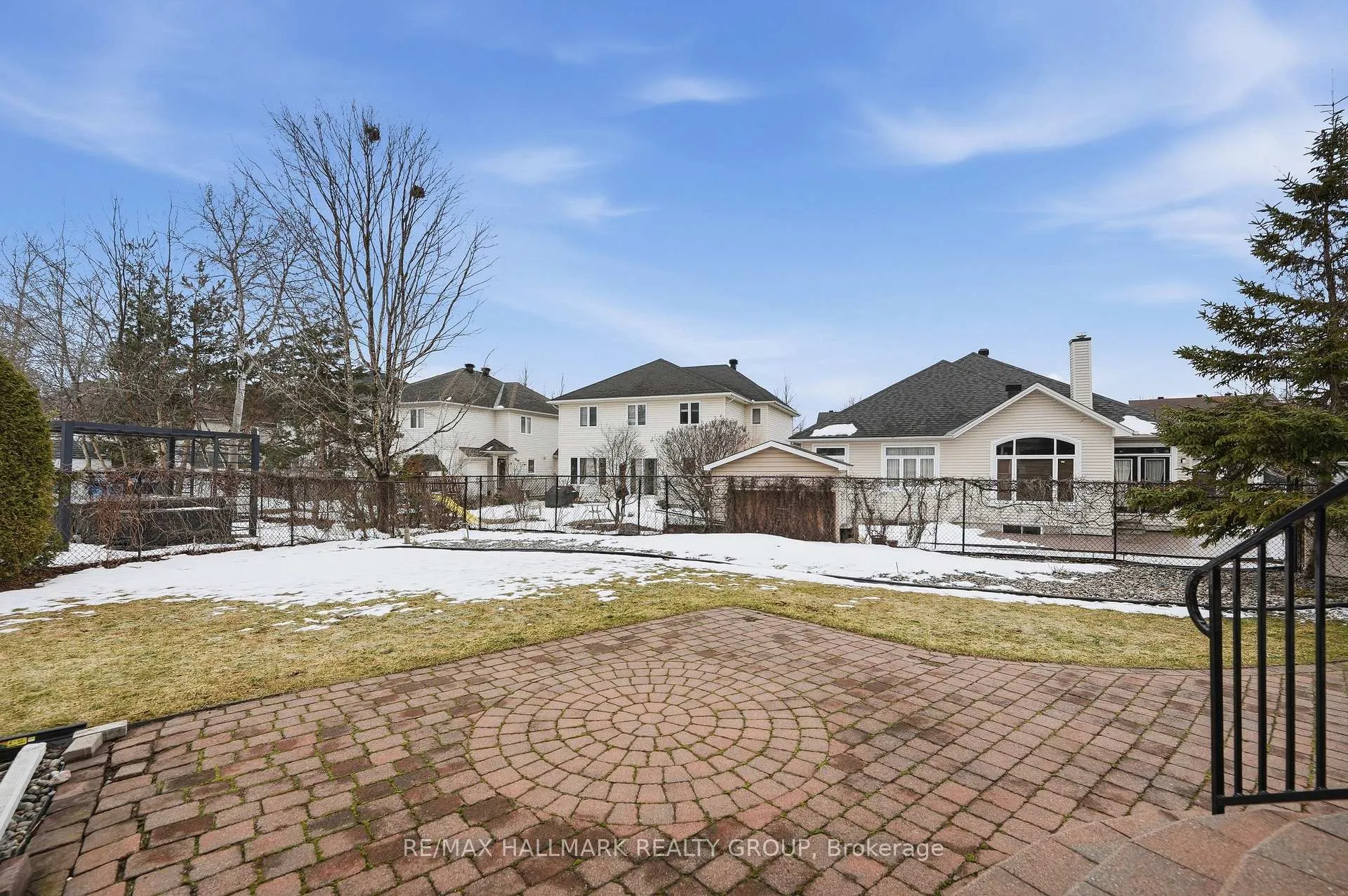 Photo 41 of 724 Long Point Circle, Ottawa, Blossom Park/Kemp Park/Findlay Creek — HOMEH