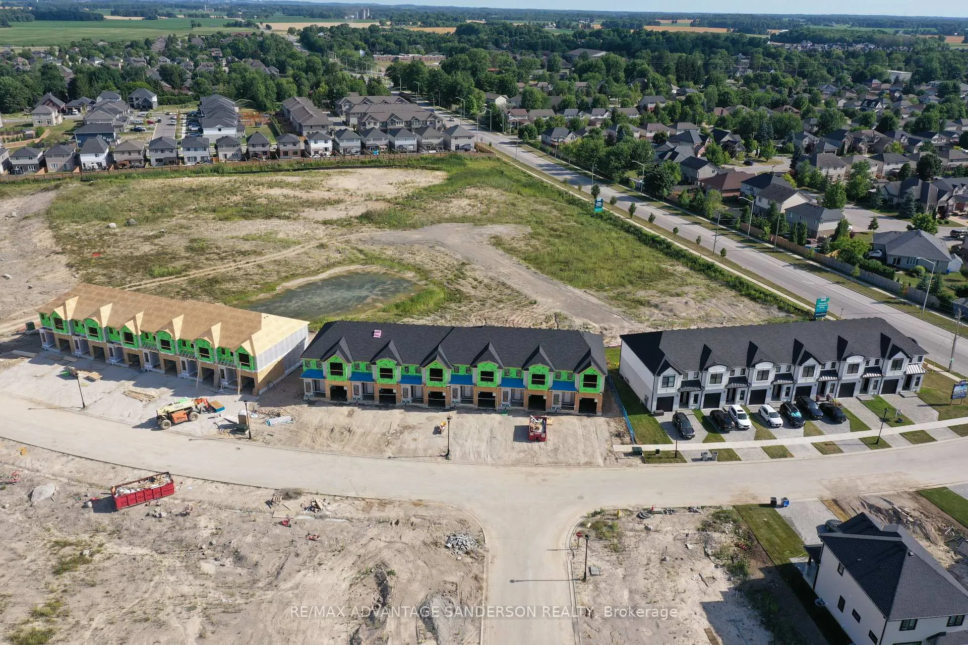 Photo 8 of 197 Bowman Drive, Middlesex Centre, Ilderton — HOMEH