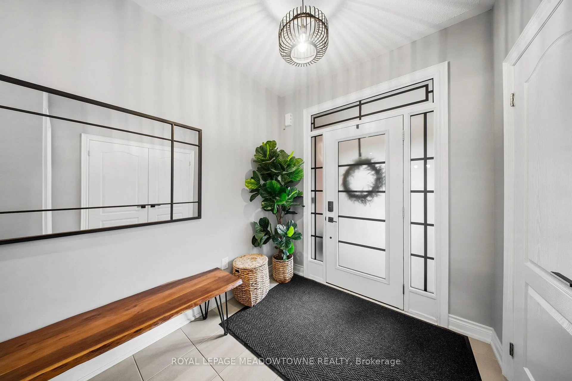 Photo 5 of 1234 McPhedran Point, Milton, Ford — HOMEH