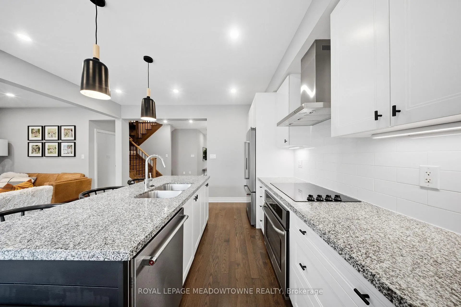 Photo 13 of 1234 McPhedran Point, Milton, Ford — HOMEH