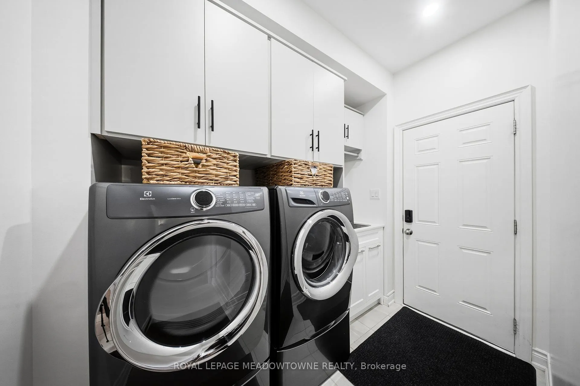 Photo 26 of 1234 McPhedran Point, Milton, Ford — HOMEH