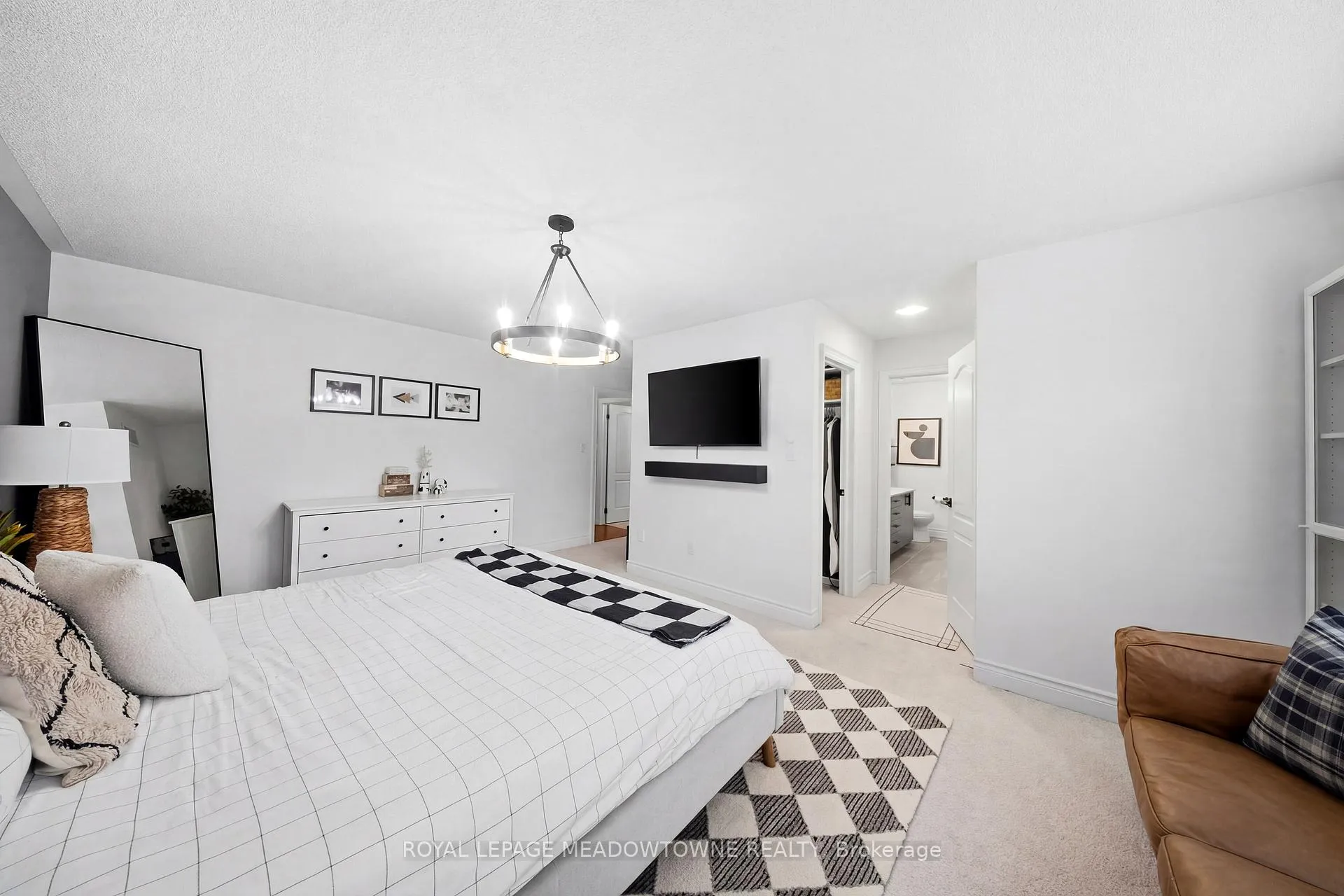 Photo 32 of 1234 McPhedran Point, Milton, Ford — HOMEH