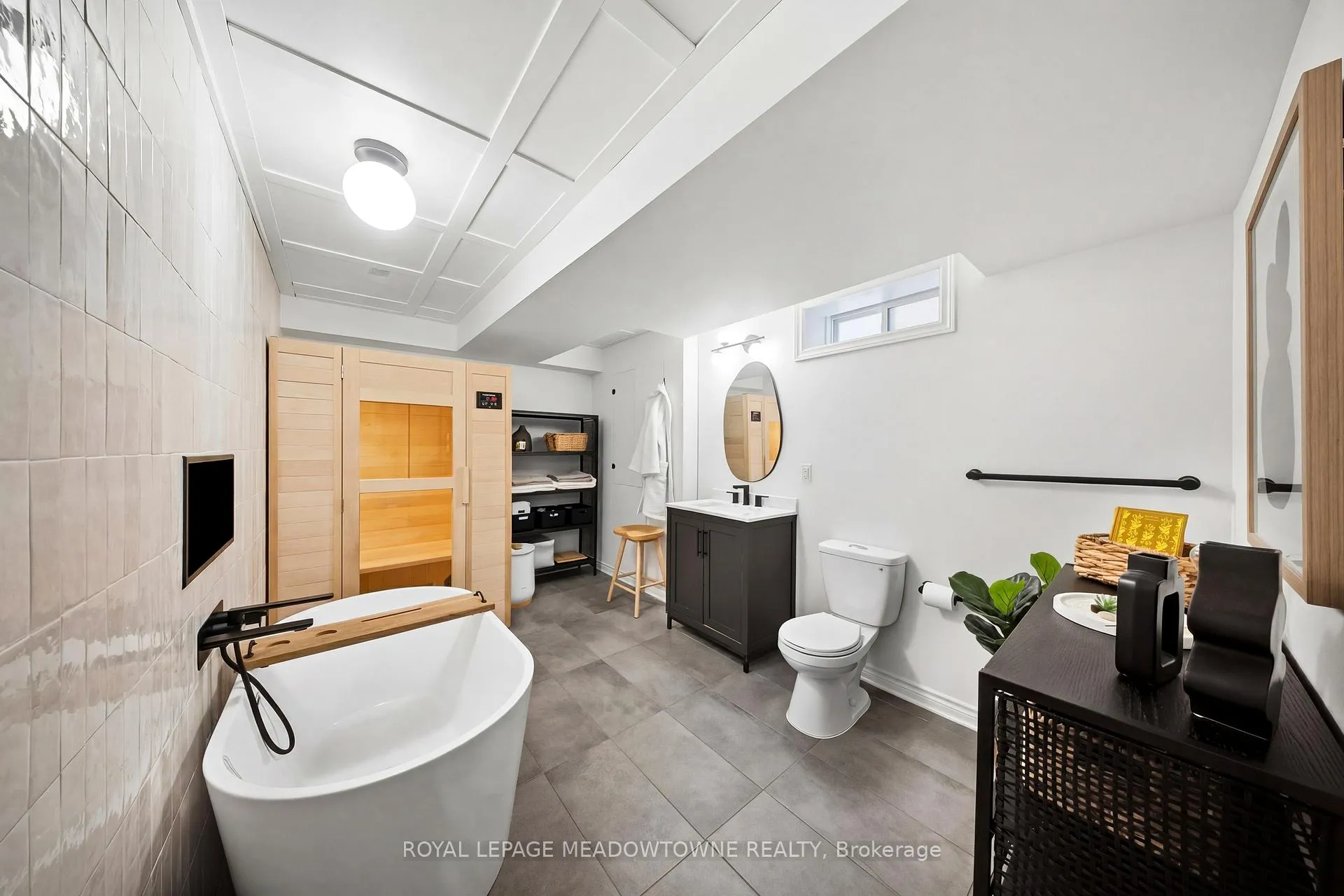 Photo 42 of 1234 McPhedran Point, Milton, Ford — HOMEH