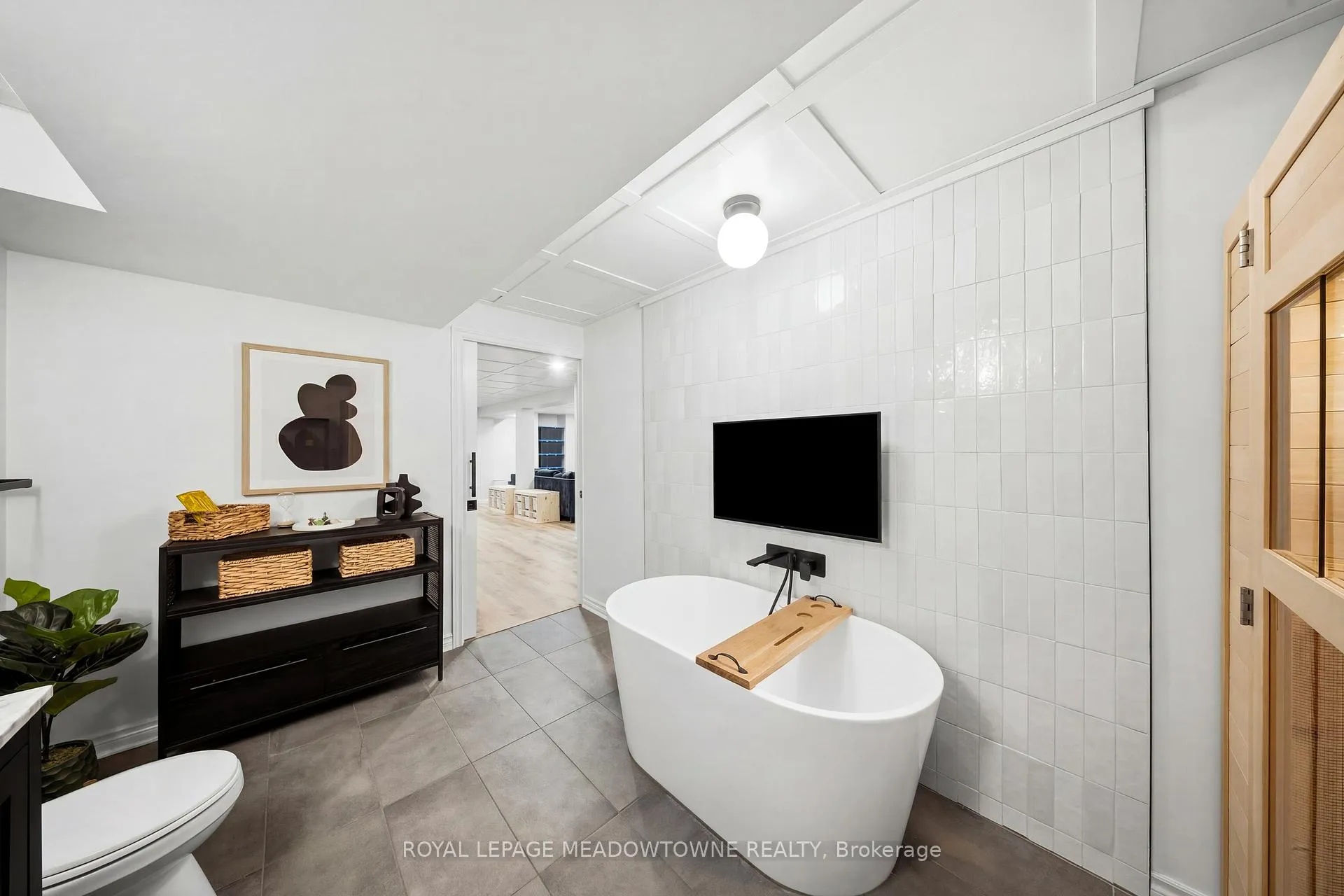 Photo 43 of 1234 McPhedran Point, Milton, Ford — HOMEH