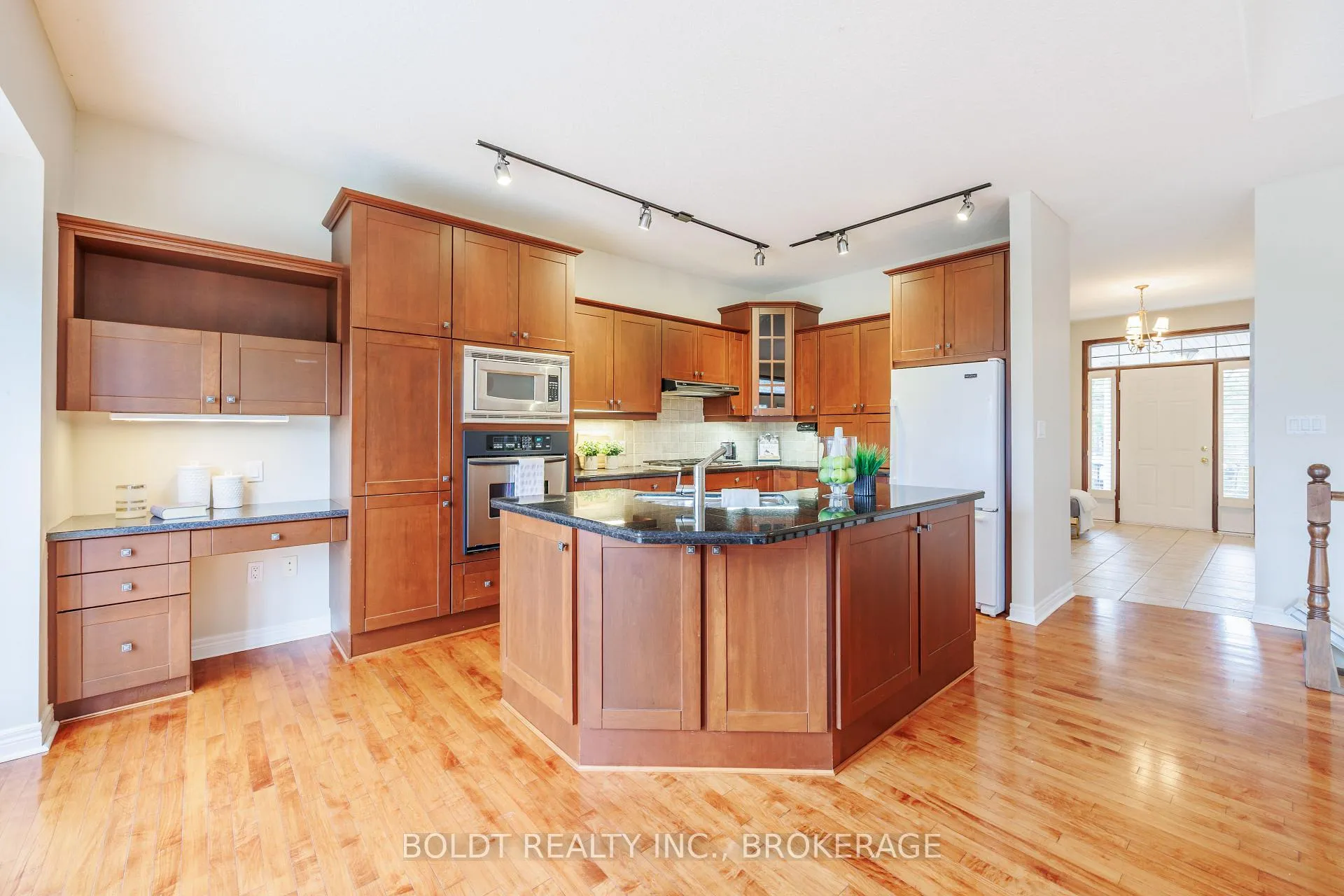 Photo 7 of Unit 6, 139 Glendale Avenue, St. Catharines, Glendale/Glenridge — HOMEH
