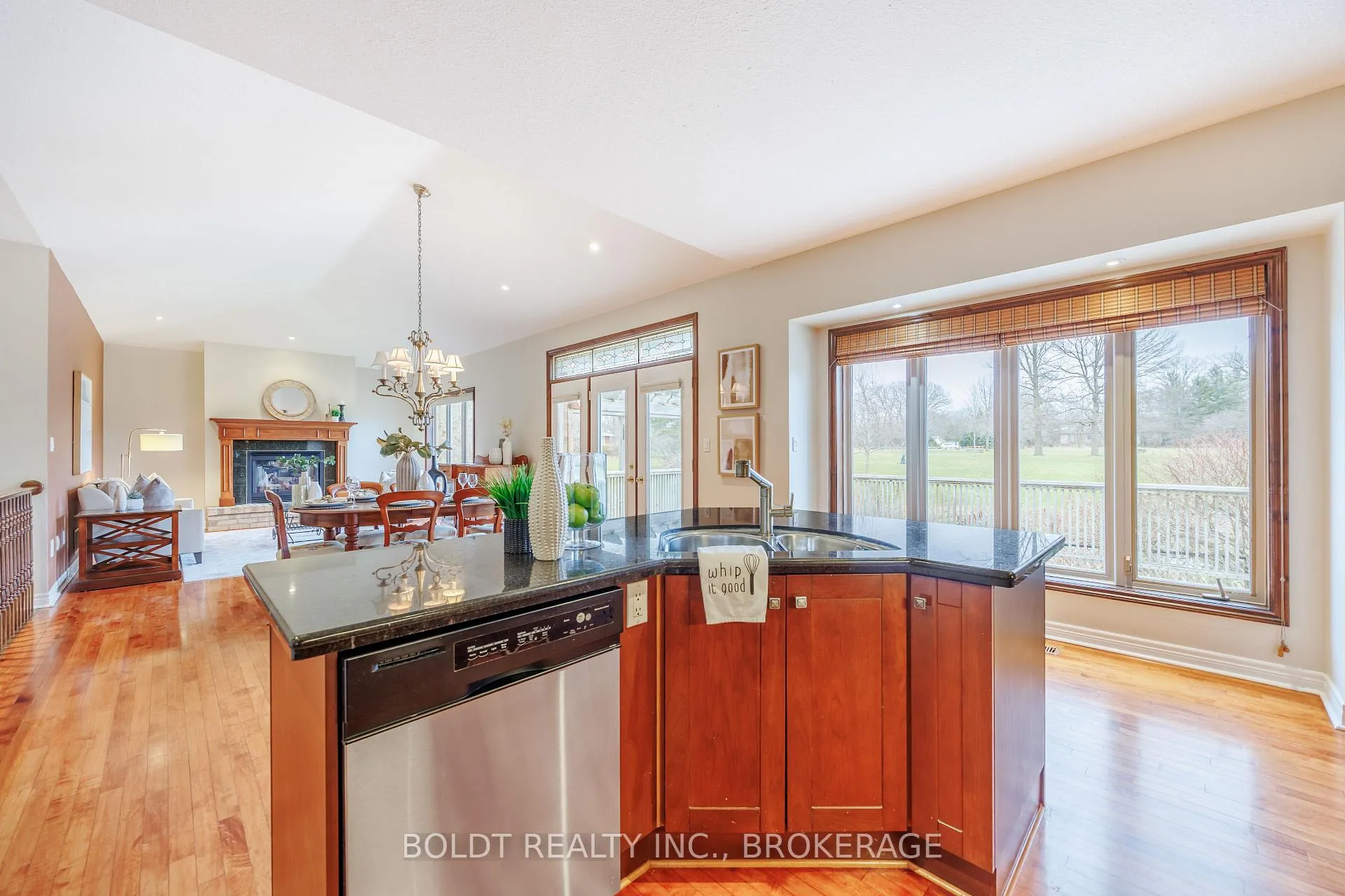Photo 9 of Unit 6, 139 Glendale Avenue, St. Catharines, Glendale/Glenridge — HOMEH