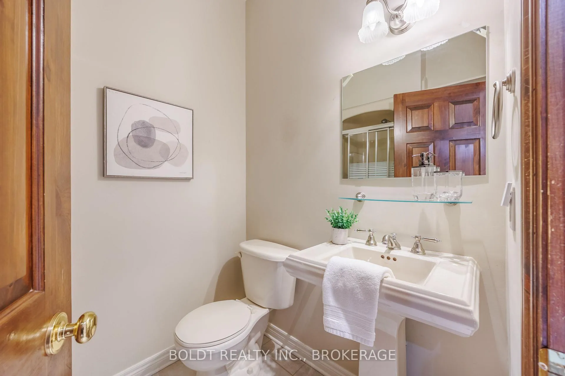 Photo 20 of Unit 6, 139 Glendale Avenue, St. Catharines, Glendale/Glenridge — HOMEH