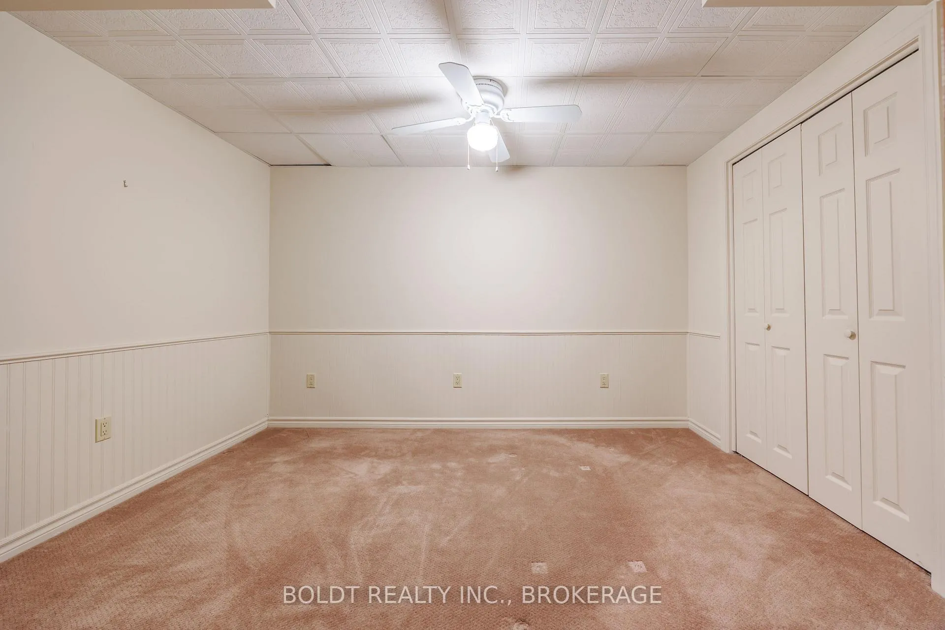 Photo 24 of Unit 6, 139 Glendale Avenue, St. Catharines, Glendale/Glenridge — HOMEH