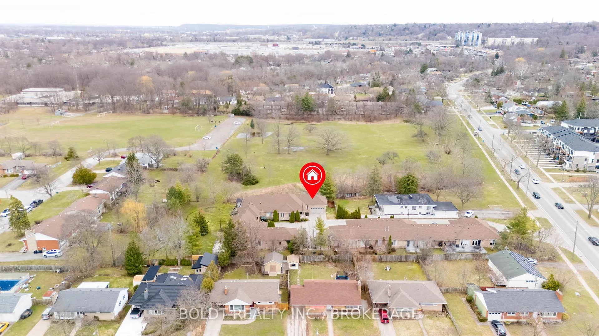 Photo 30 of Unit 6, 139 Glendale Avenue, St. Catharines, Glendale/Glenridge — HOMEH