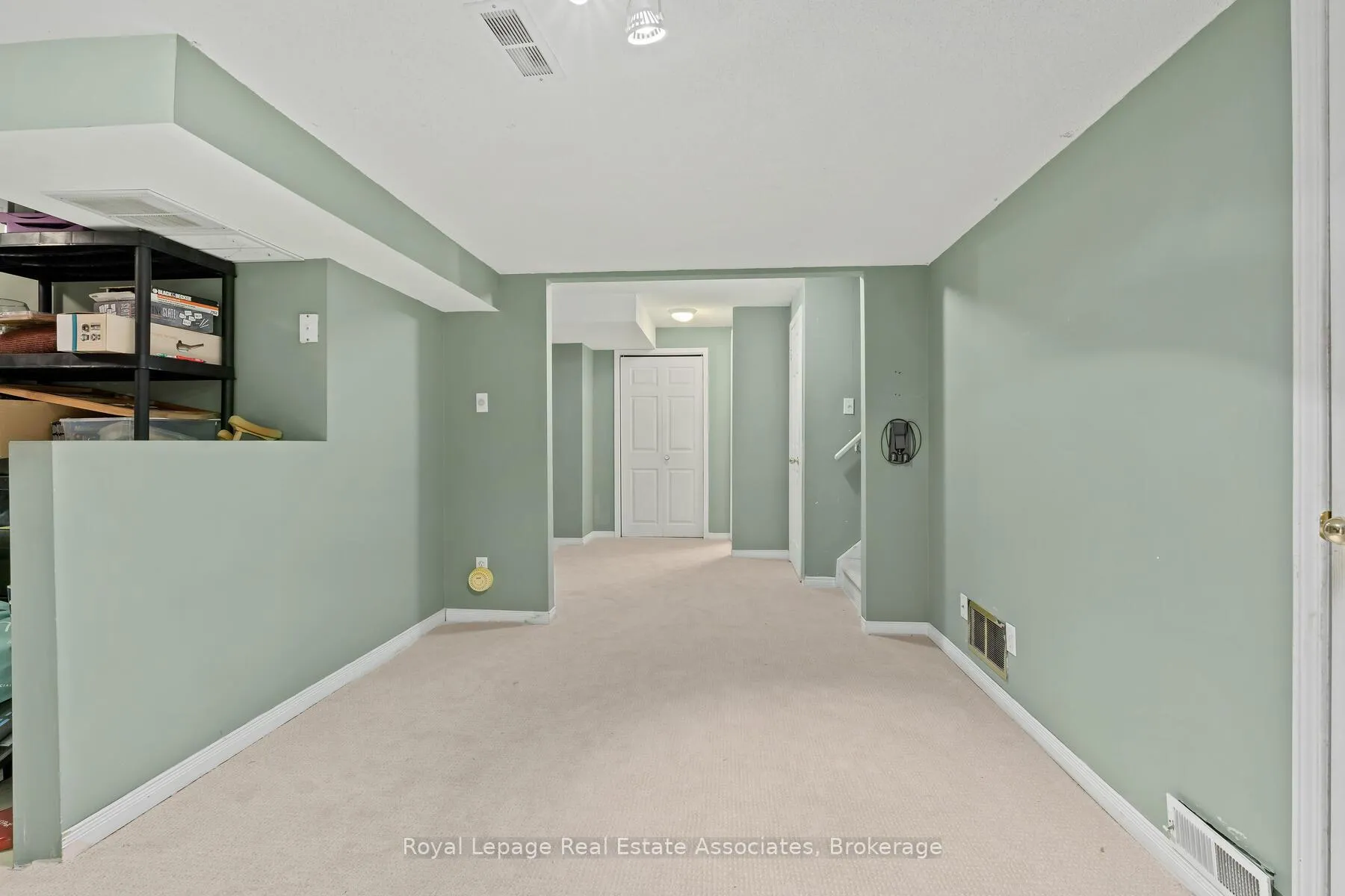 Photo 28 of 80 Lauchlin Crescent, Halton Hills, Georgetown — HOMEH