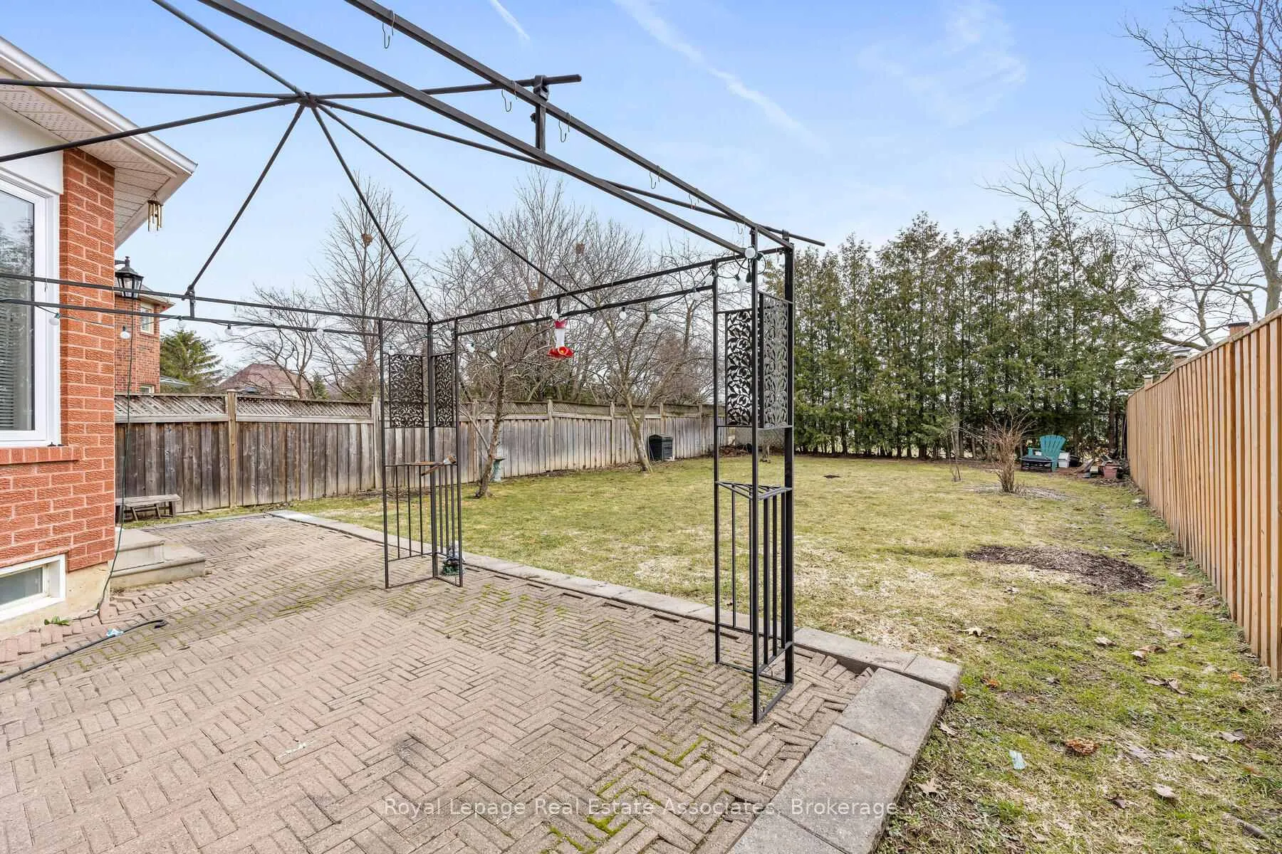 Photo 33 of 80 Lauchlin Crescent, Halton Hills, Georgetown — HOMEH