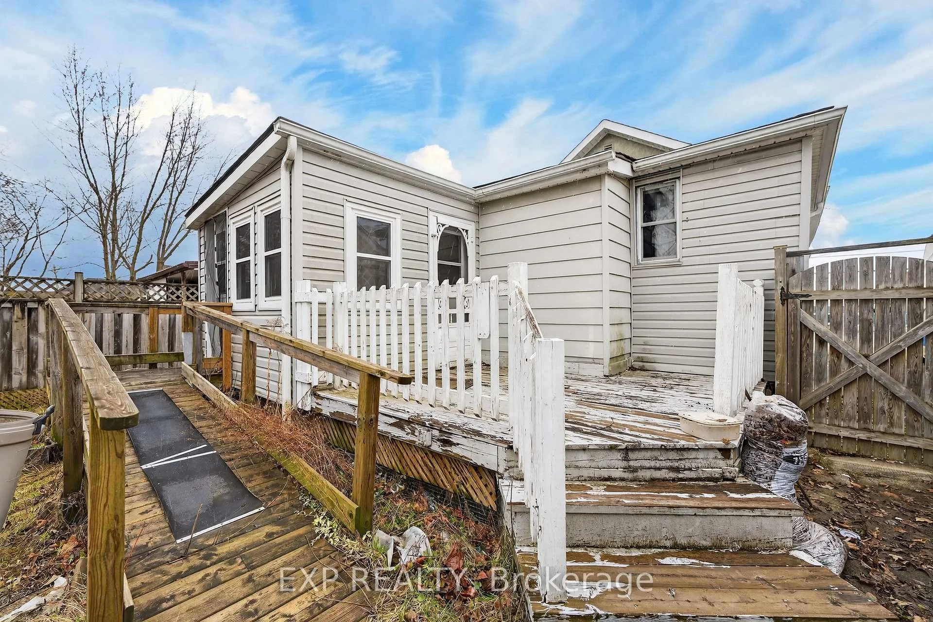 Photo 27 of 150 Crowland Avenue, Welland, Lincoln/Crowland — HOMEH