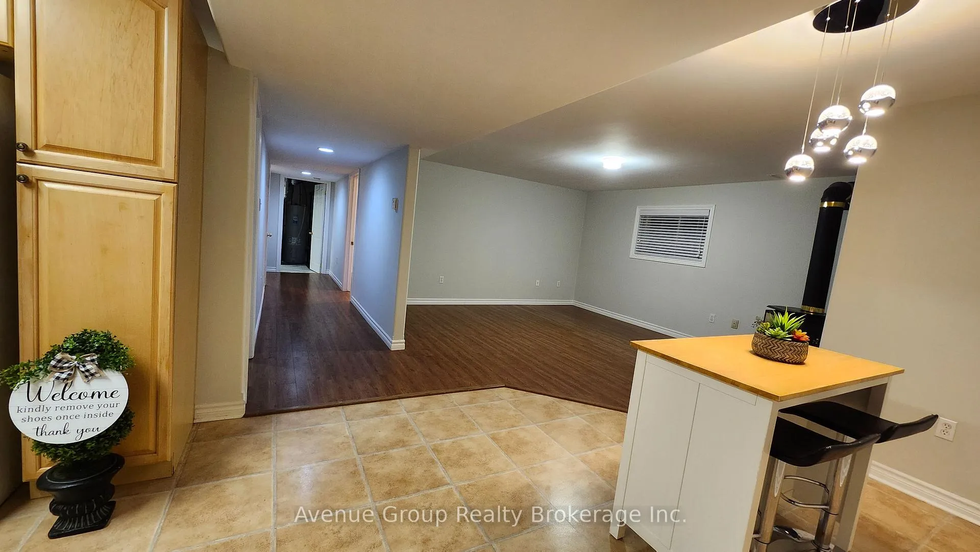 Photo 5 of Unit Lower, 124 Brown Wood Drive, Barrie, Little Lake — HOMEH