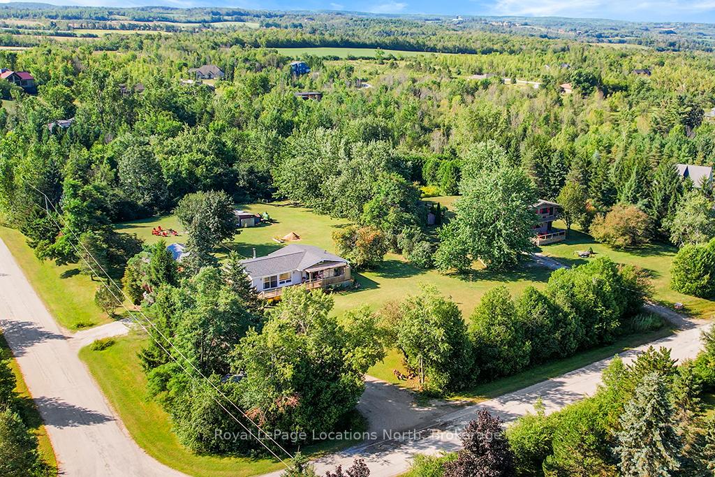Photo 4 of 163 John Street, Meaford — HOMEH