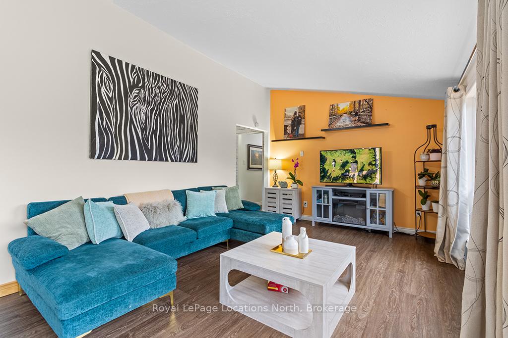 Photo 14 of 163 John Street, Meaford — HOMEH