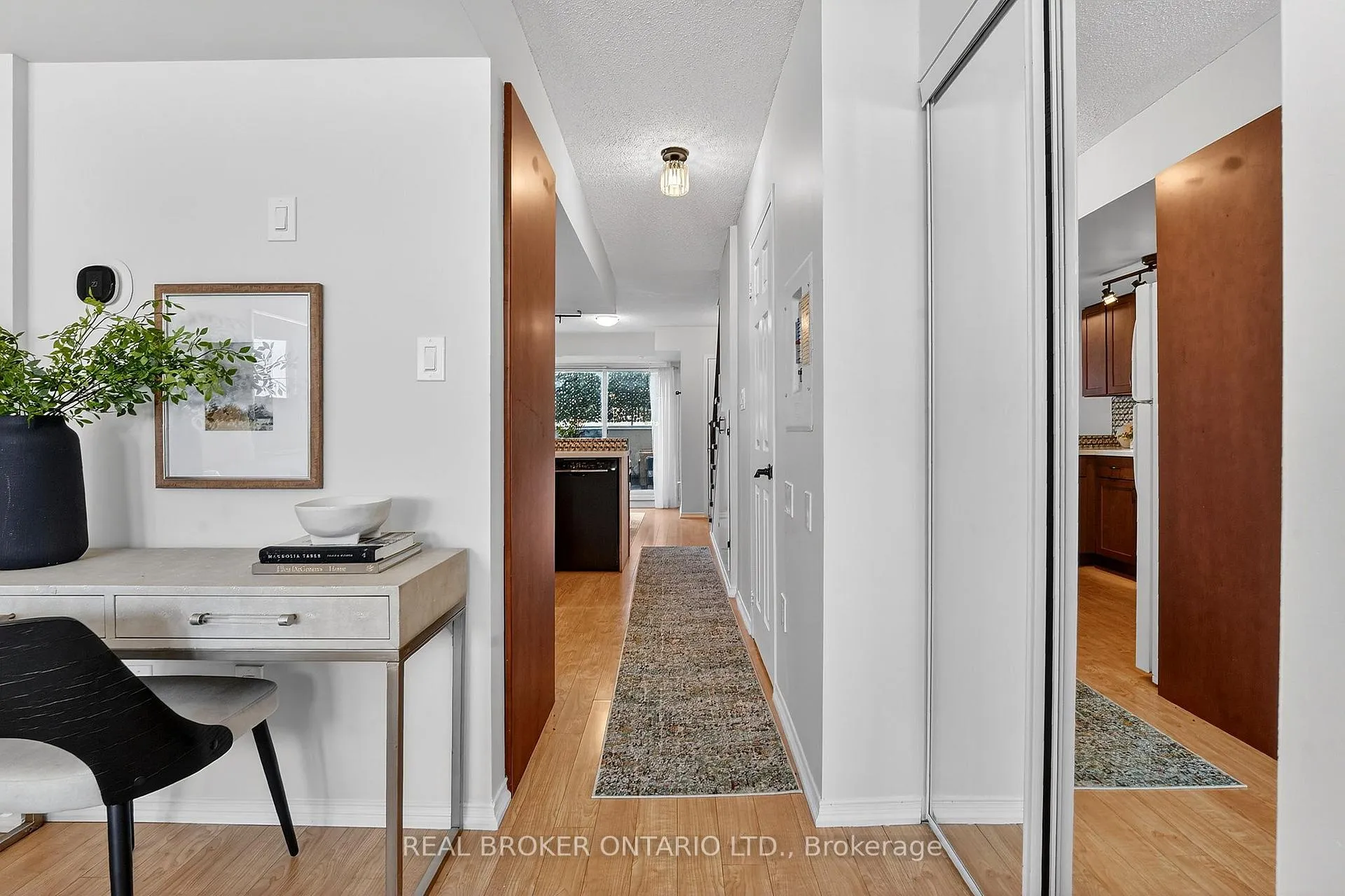 Photo 6 of Unit 149, 10 Merchant Lane, Toronto, Dufferin Grove — HOMEH
