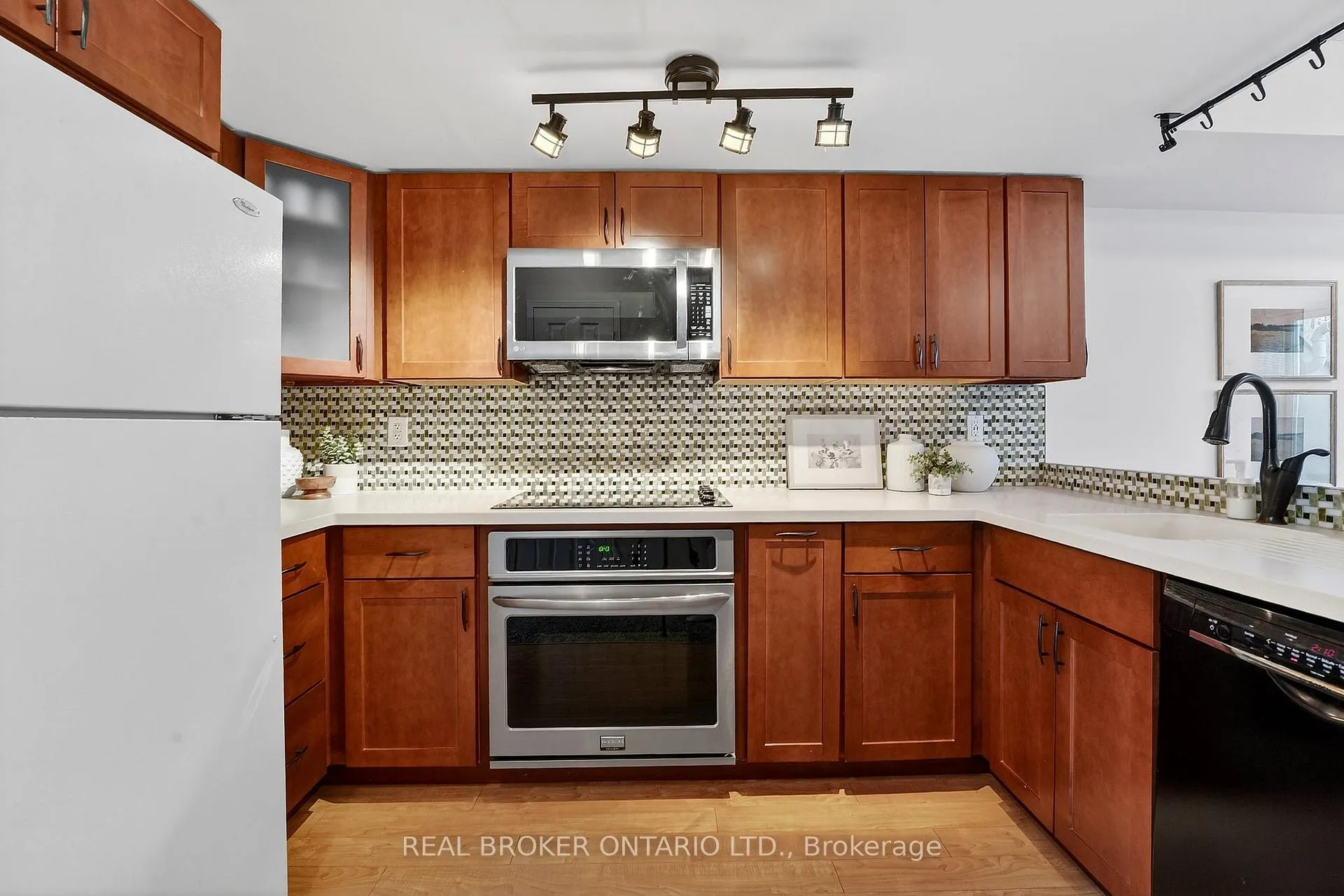 Photo 9 of Unit 149, 10 Merchant Lane, Toronto, Dufferin Grove — HOMEH