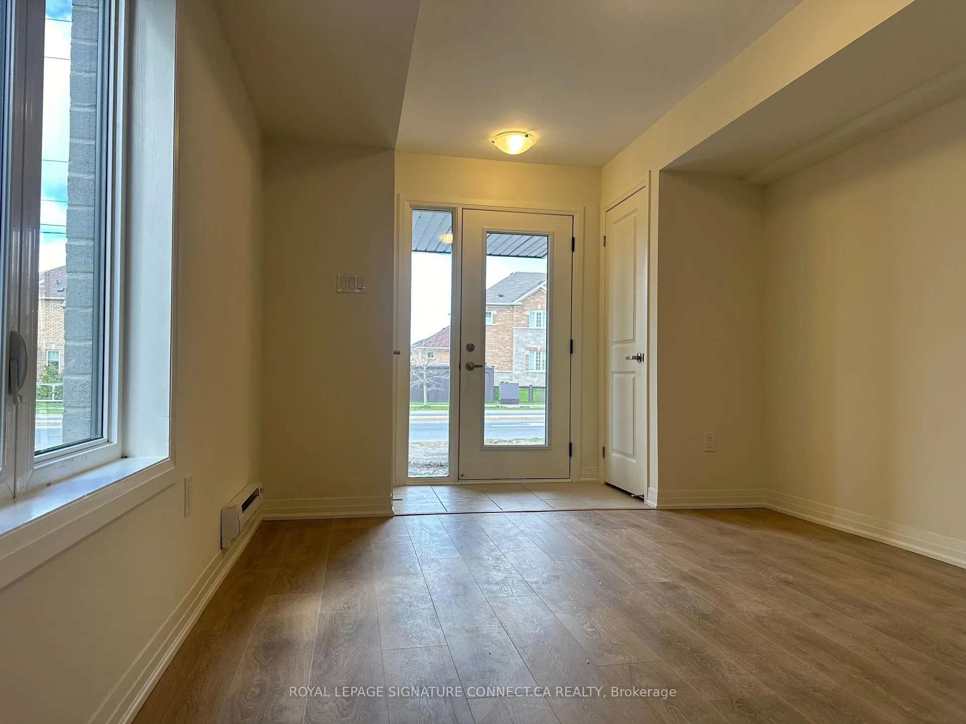 Photo 2 of 22 Emmas Way, Whitby, Taunton North — HOMEH