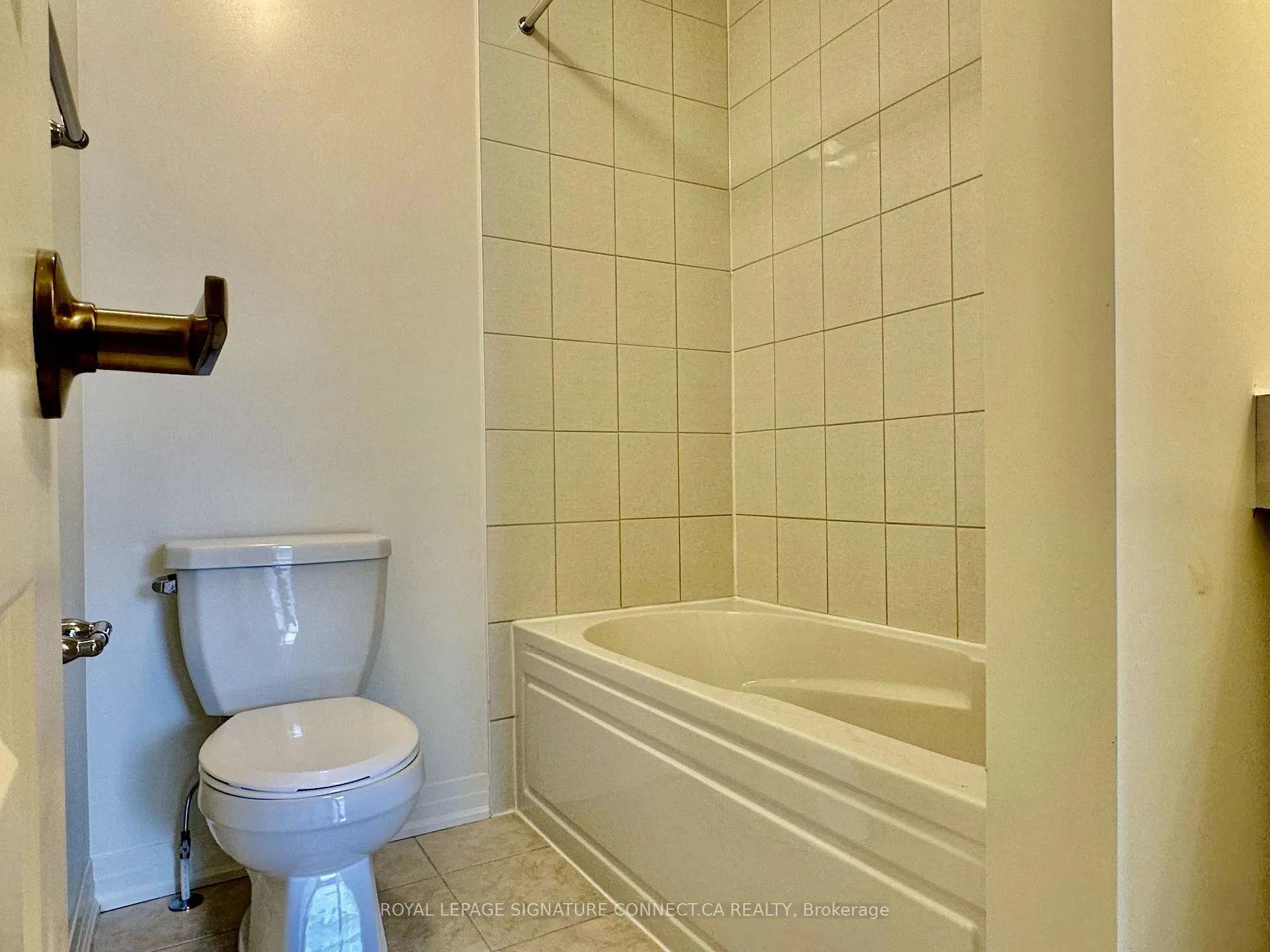 Photo 14 of 22 Emmas Way, Whitby, Taunton North — HOMEH