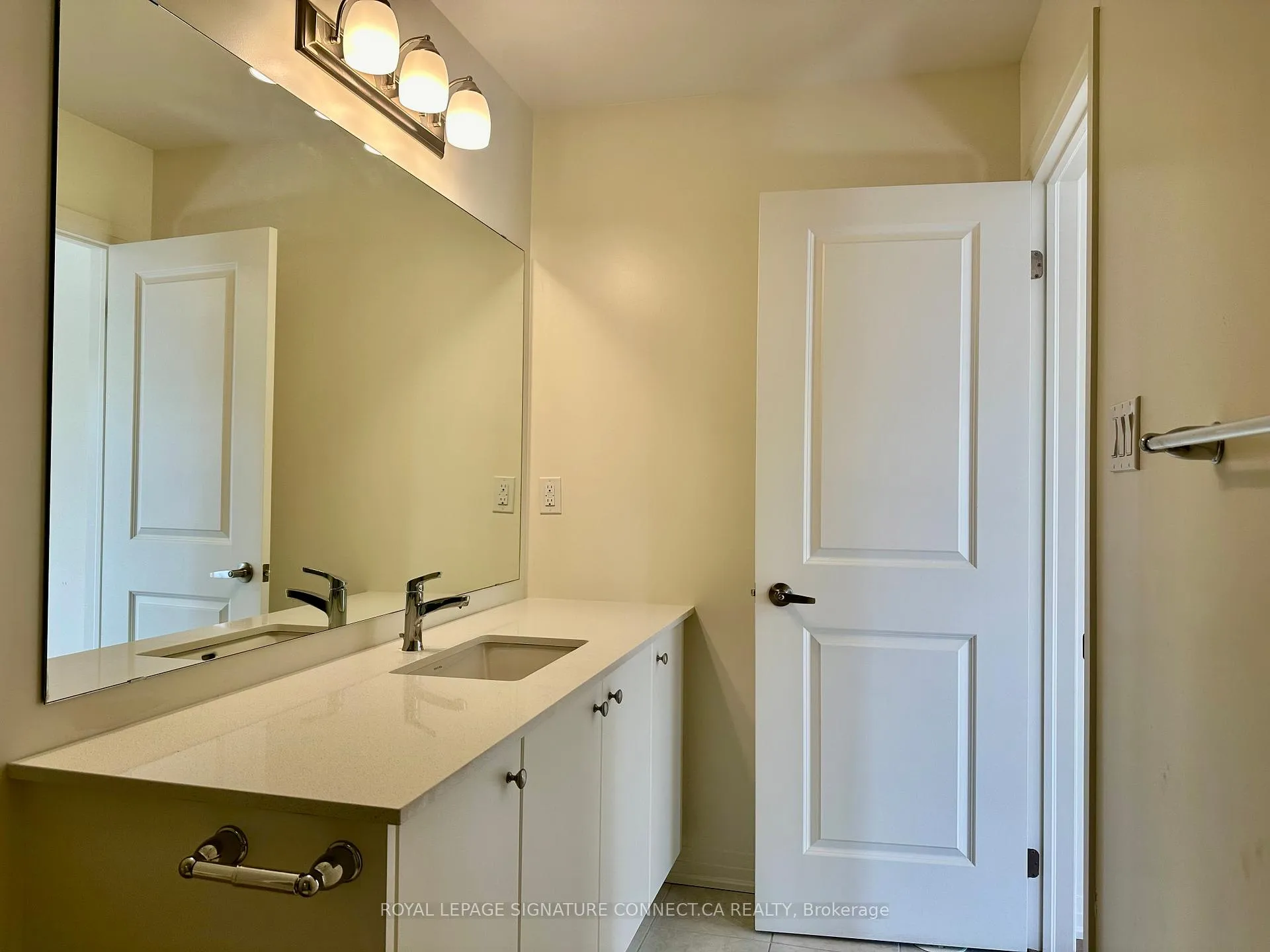 Photo 23 of 22 Emmas Way, Whitby, Taunton North — HOMEH