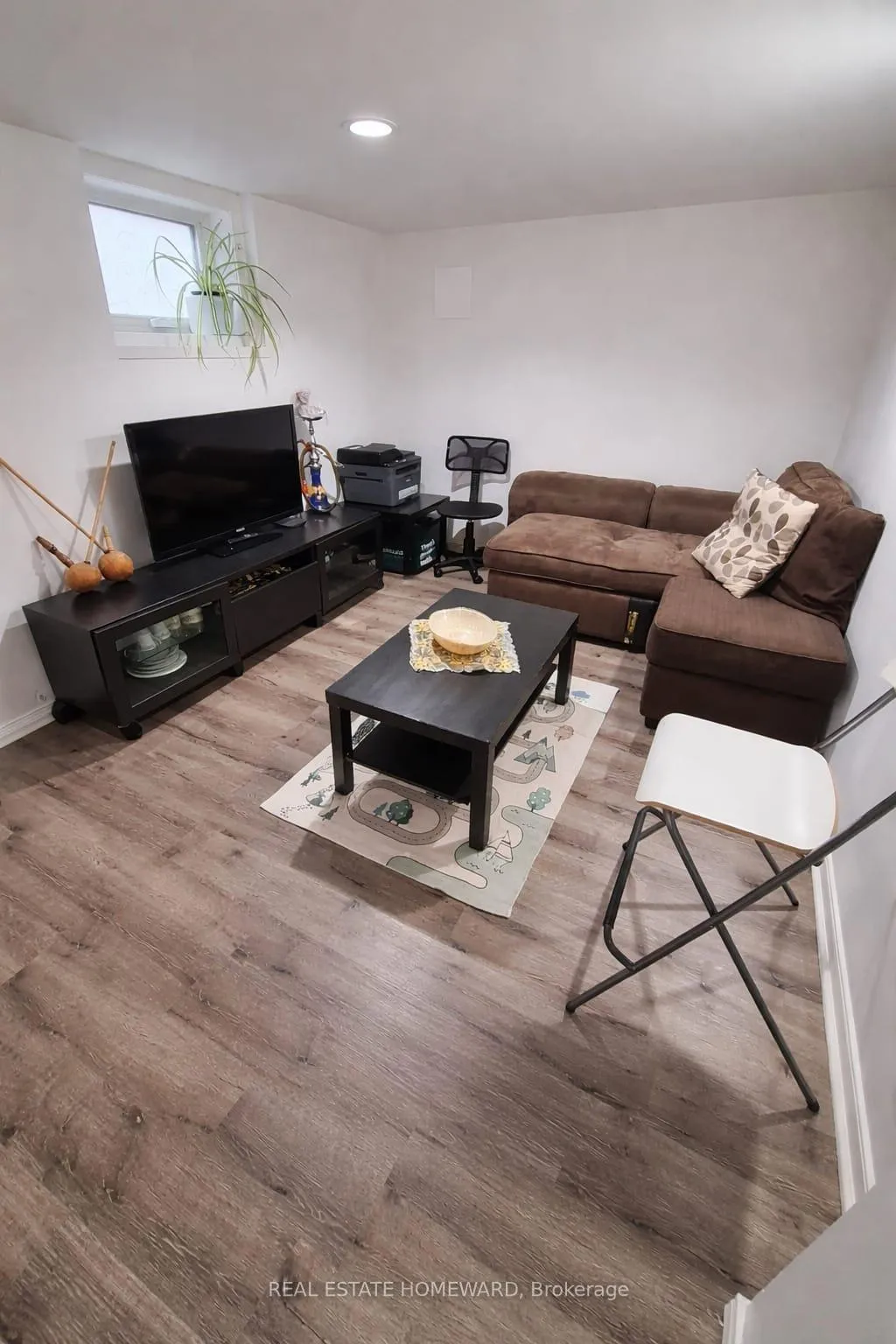 Photo 8 of 408 O'connor Drive, Toronto, East York — HOMEH