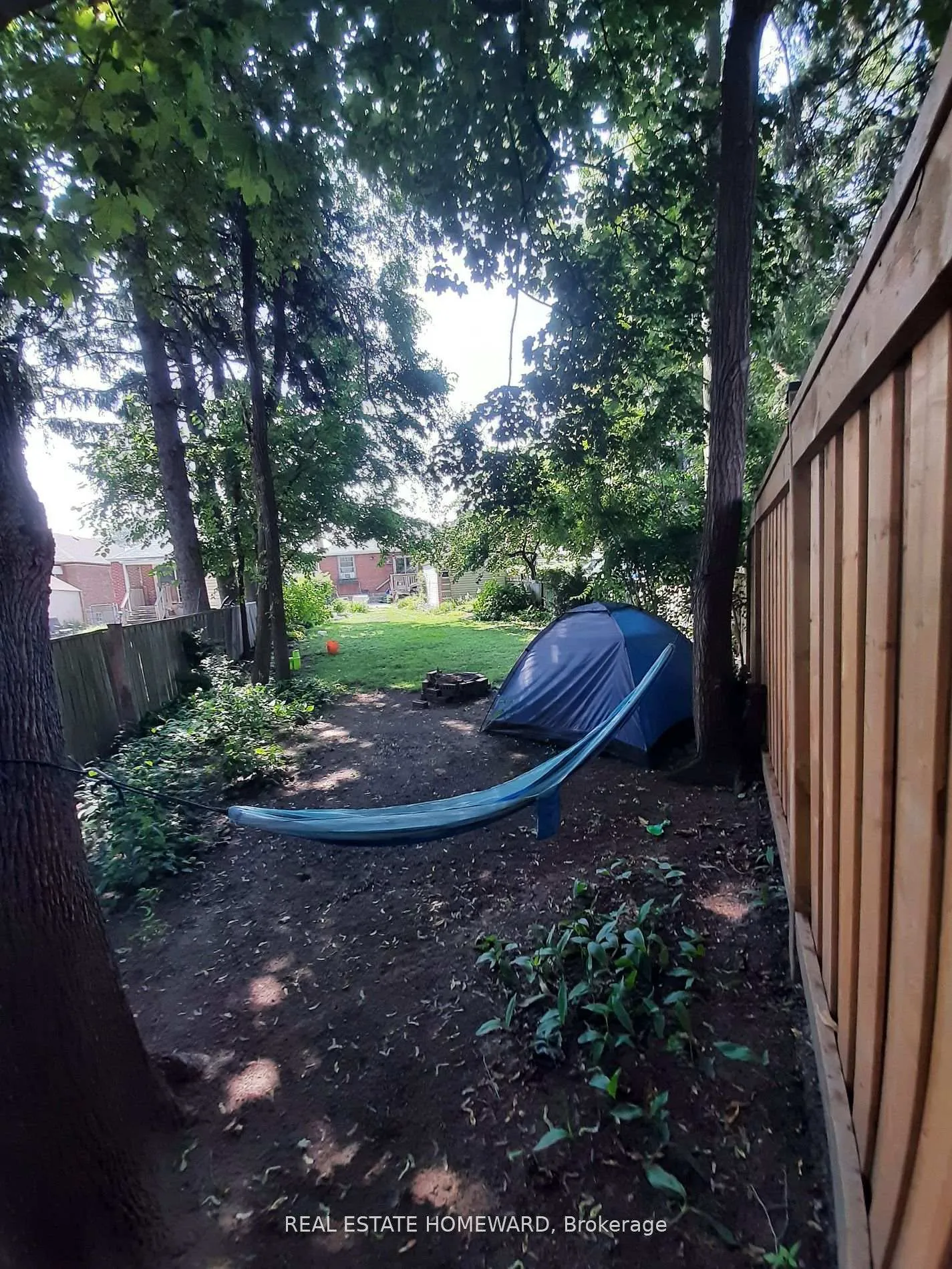 Photo 15 of 408 O'connor Drive, Toronto, East York — HOMEH