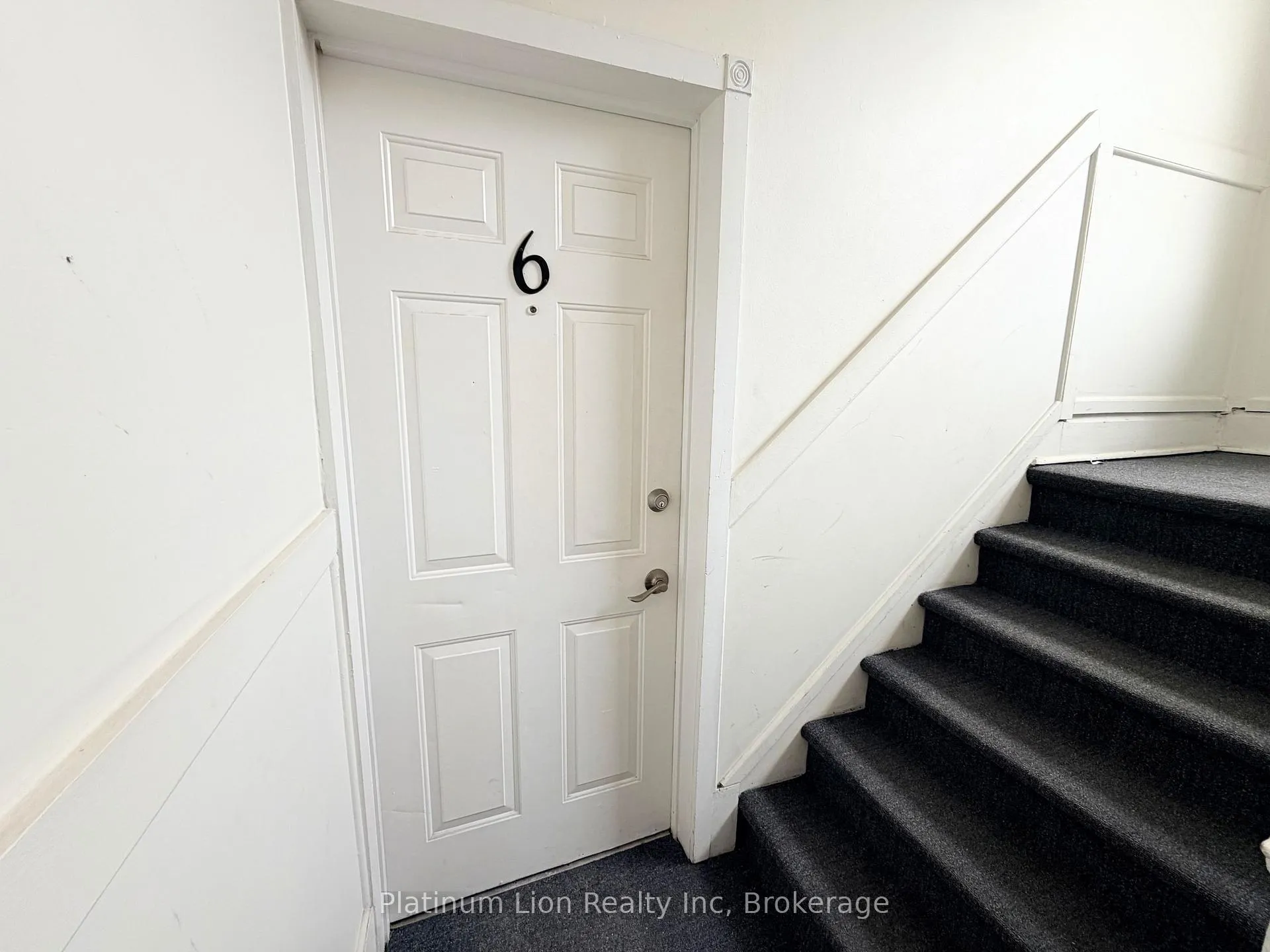 Photo 2 of Unit 6, 120 Charles Street, Hamilton, Durand — HOMEH