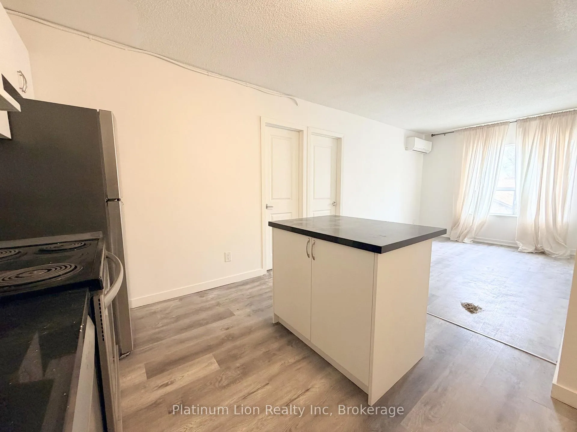 Photo 8 of Unit 6, 120 Charles Street, Hamilton, Durand — HOMEH
