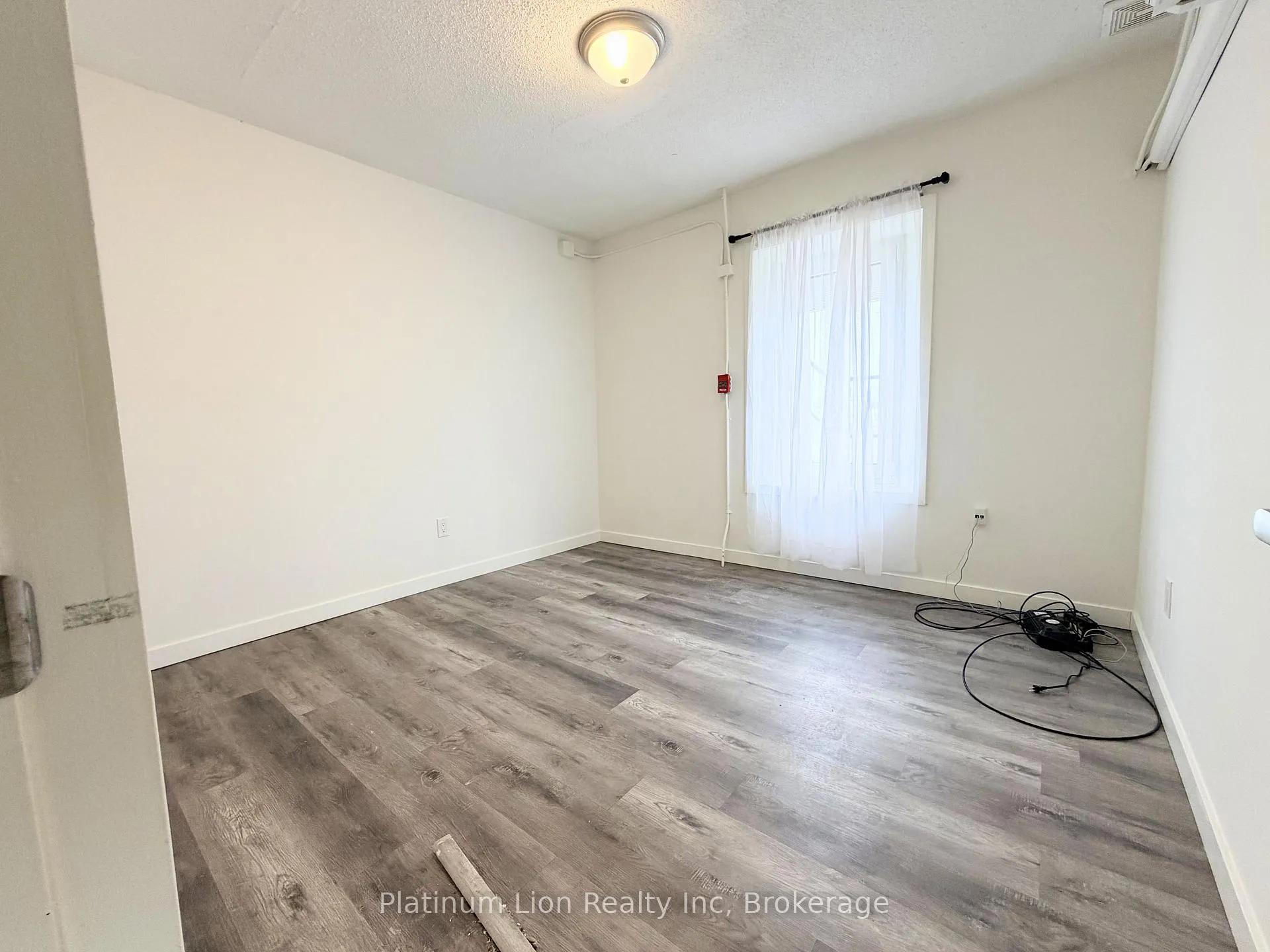 Photo 11 of Unit 6, 120 Charles Street, Hamilton, Durand — HOMEH