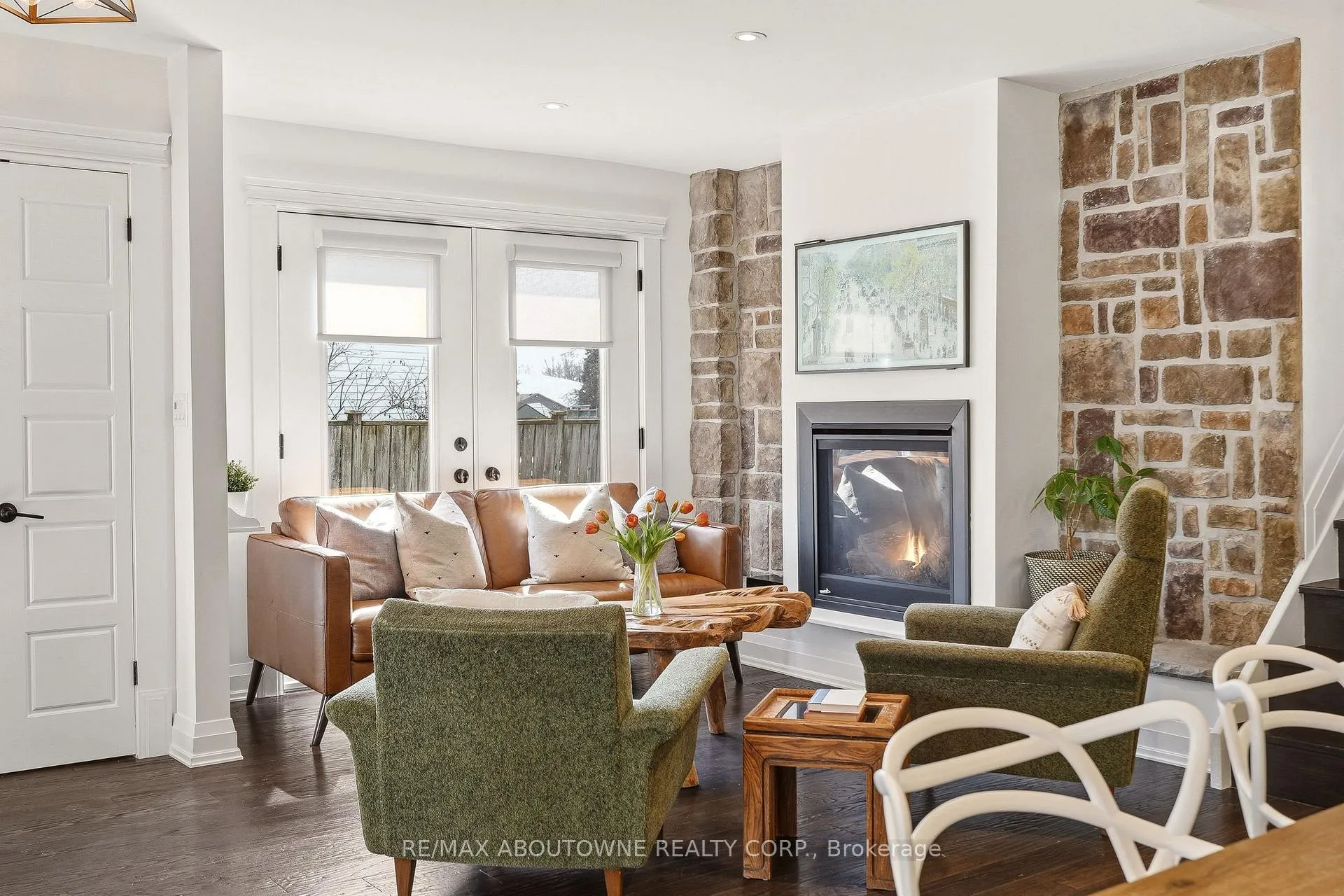 Photo 17 of 616 Kilbirnie Place, Burlington, Shoreacres — HOMEH