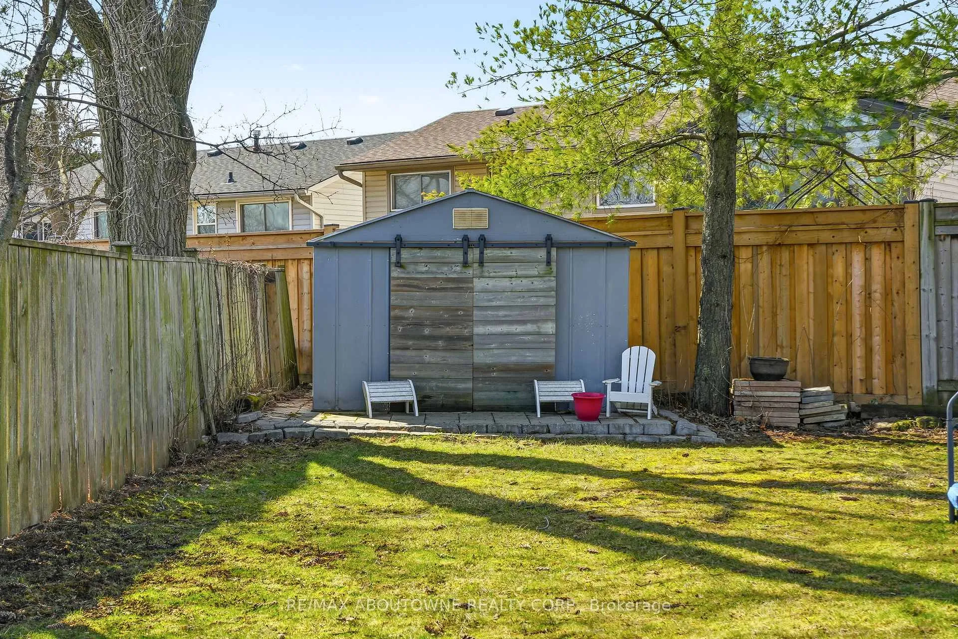 Photo 34 of 616 Kilbirnie Place, Burlington, Shoreacres — HOMEH