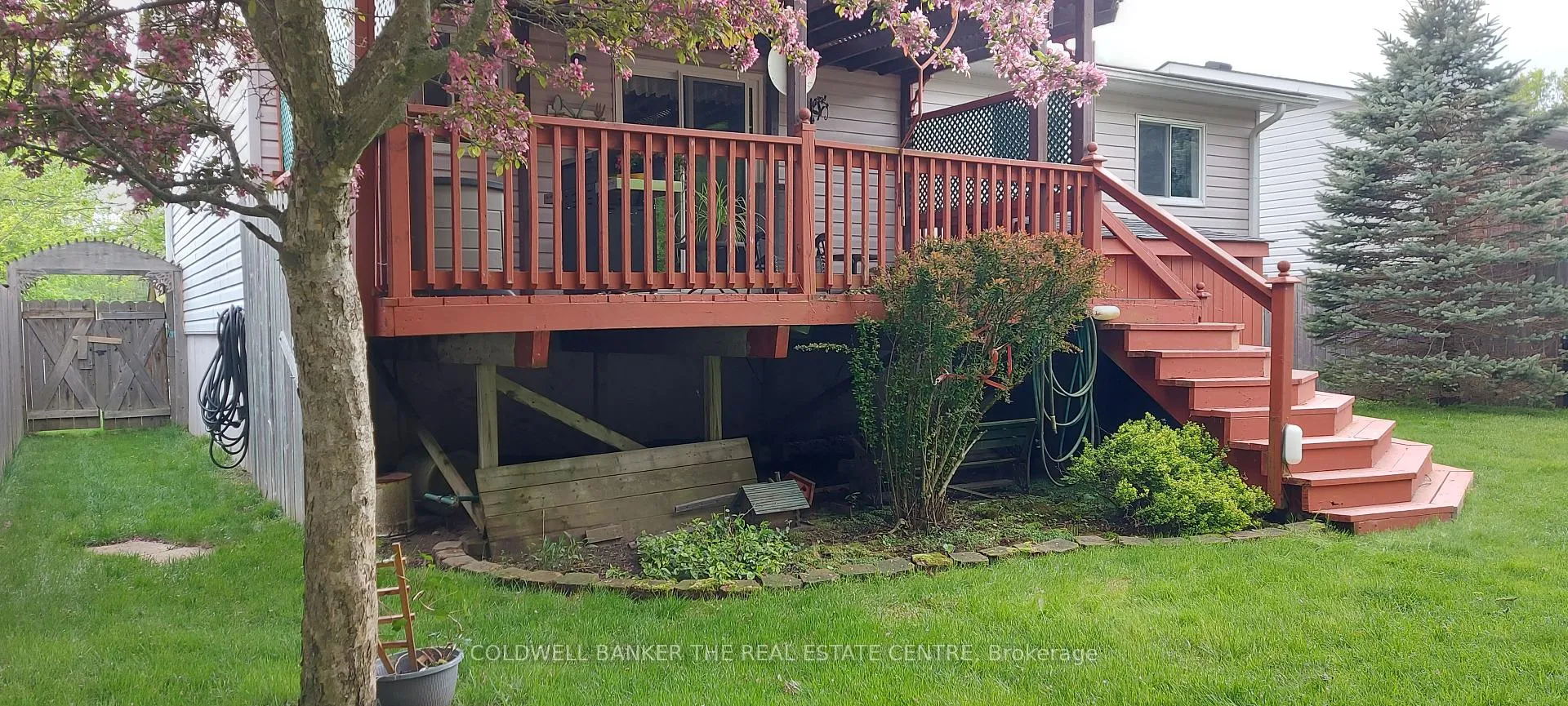 Photo 4 of 1087 Arnold Street, Innisfil, Rural Innisfil — HOMEH