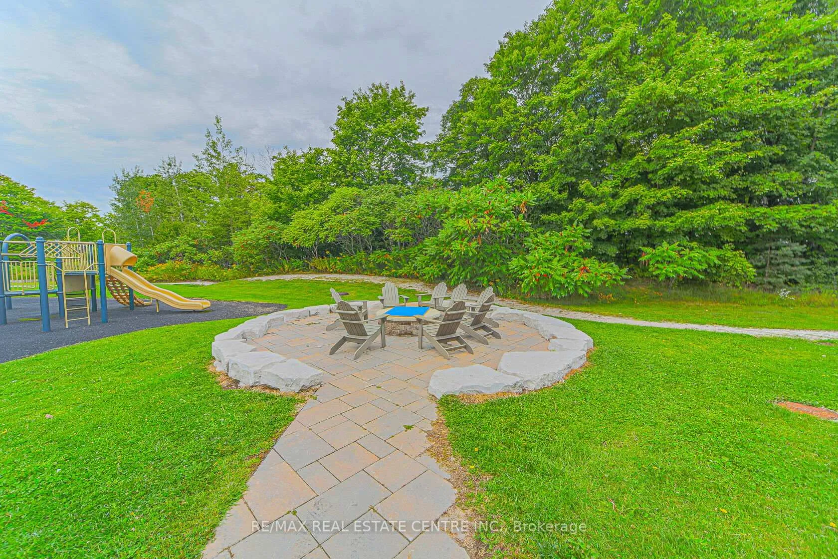 Photo 29 of Unit 2228, 90 Highland Drive, Oro-Medonte, Horseshoe Valley — HOMEH