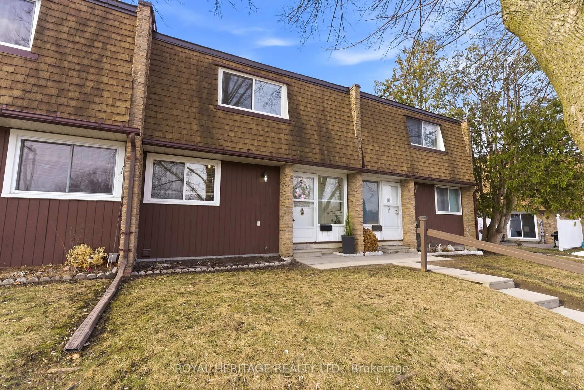 Photo 1 of Unit 9, 740 Chamberlain Street, Peterborough, Otonabee Ward 1 — HOMEH