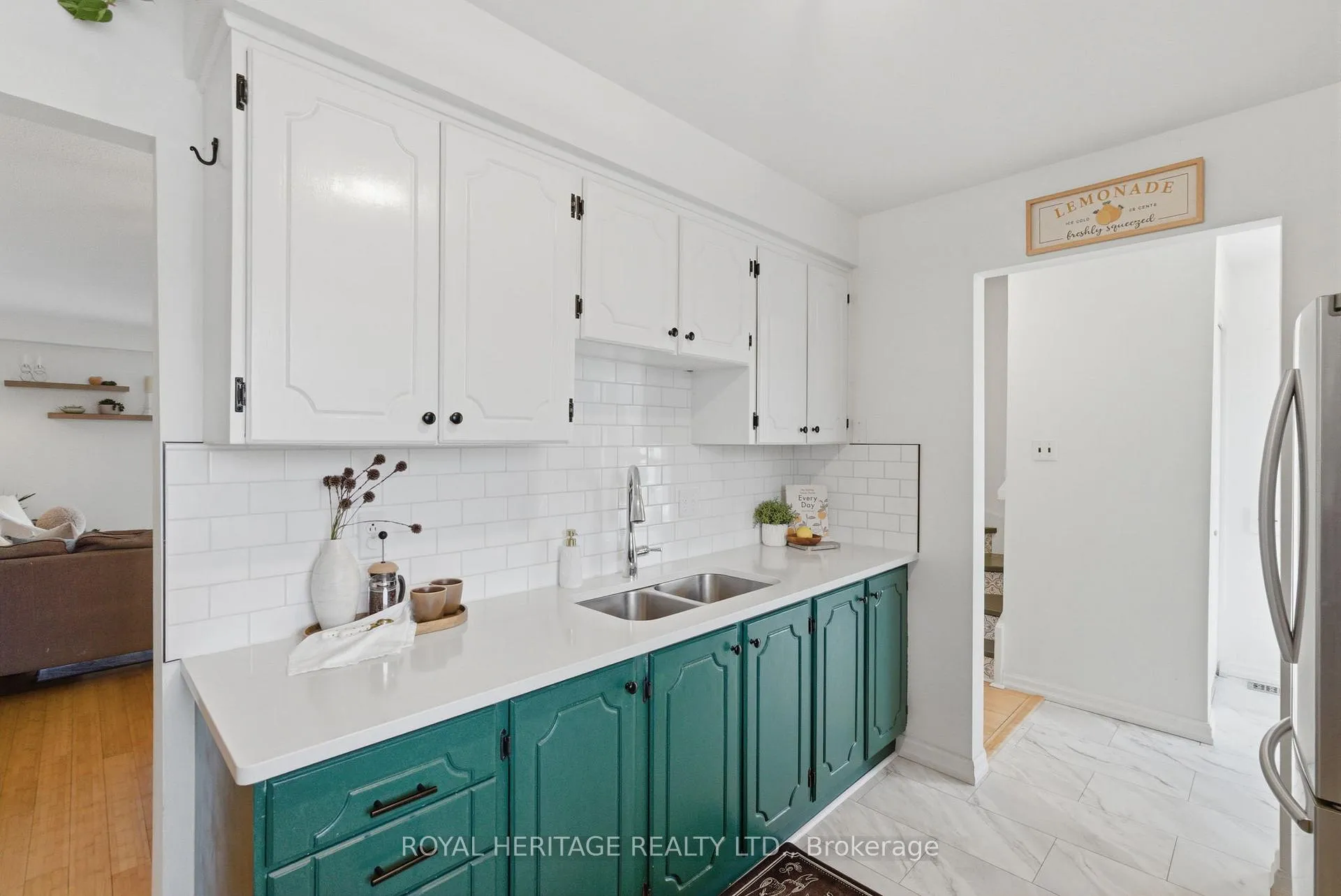 Photo 8 of Unit 9, 740 Chamberlain Street, Peterborough, Otonabee Ward 1 — HOMEH