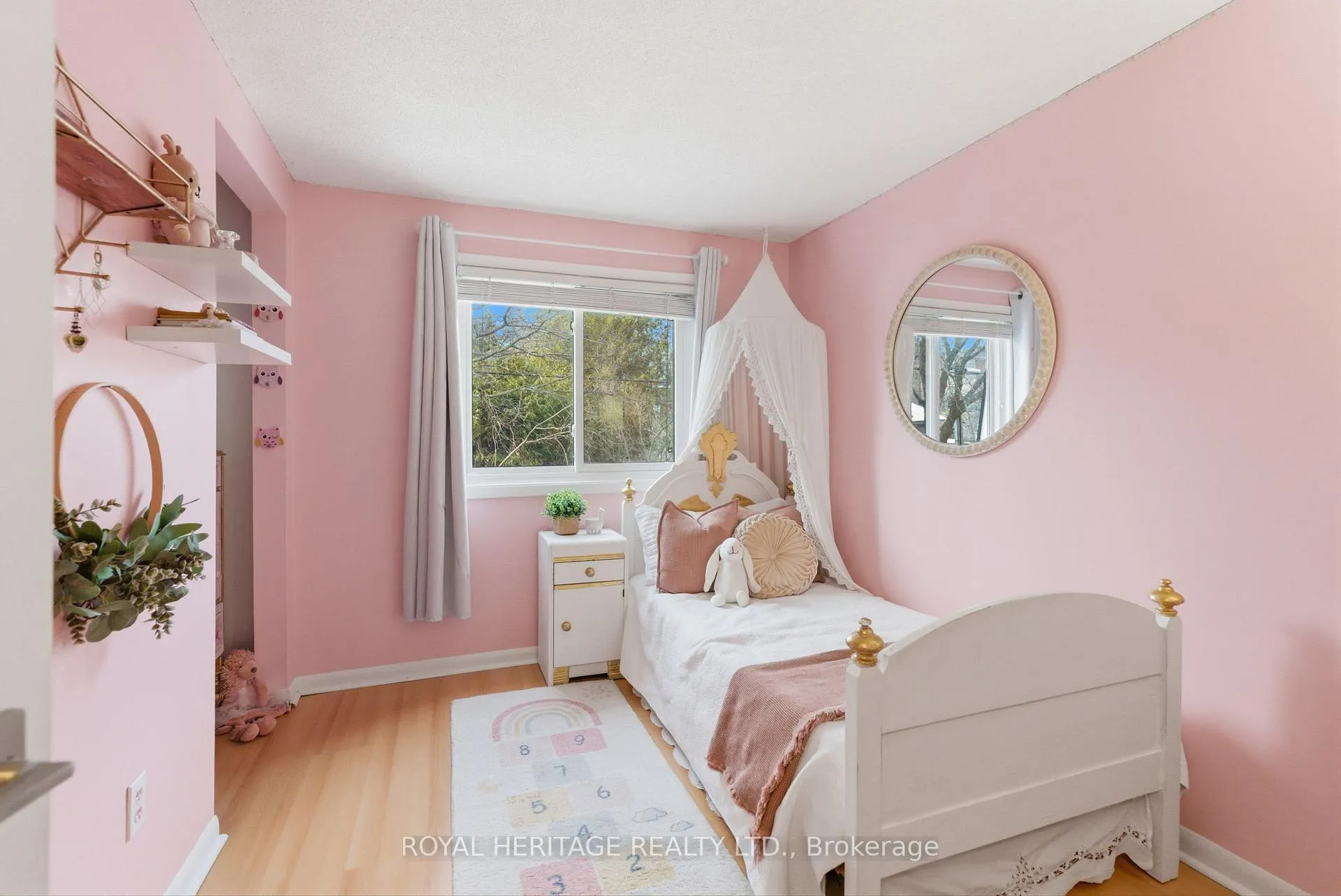 Photo 37 of Unit 9, 740 Chamberlain Street, Peterborough, Otonabee Ward 1 — HOMEH
