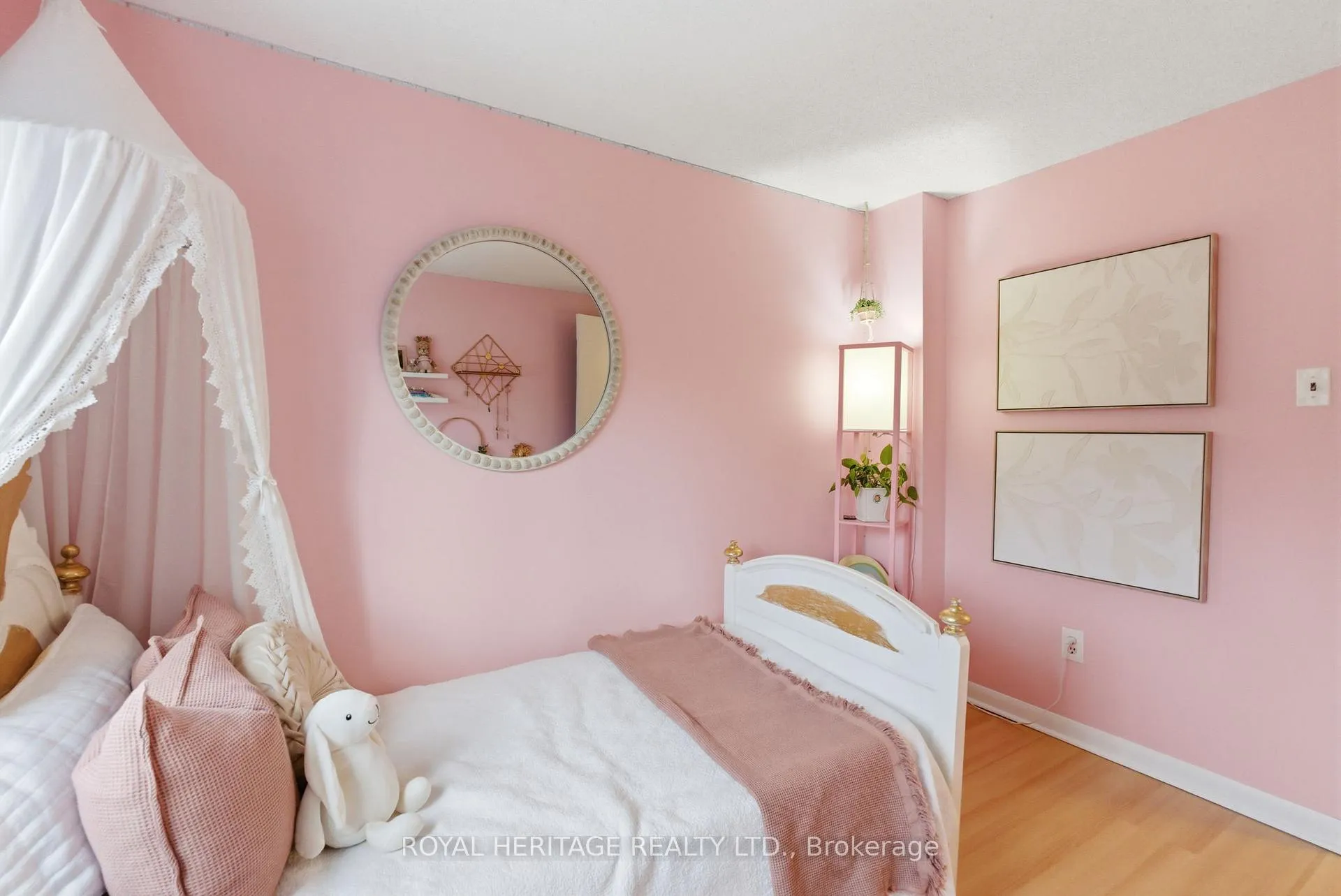 Photo 39 of Unit 9, 740 Chamberlain Street, Peterborough, Otonabee Ward 1 — HOMEH