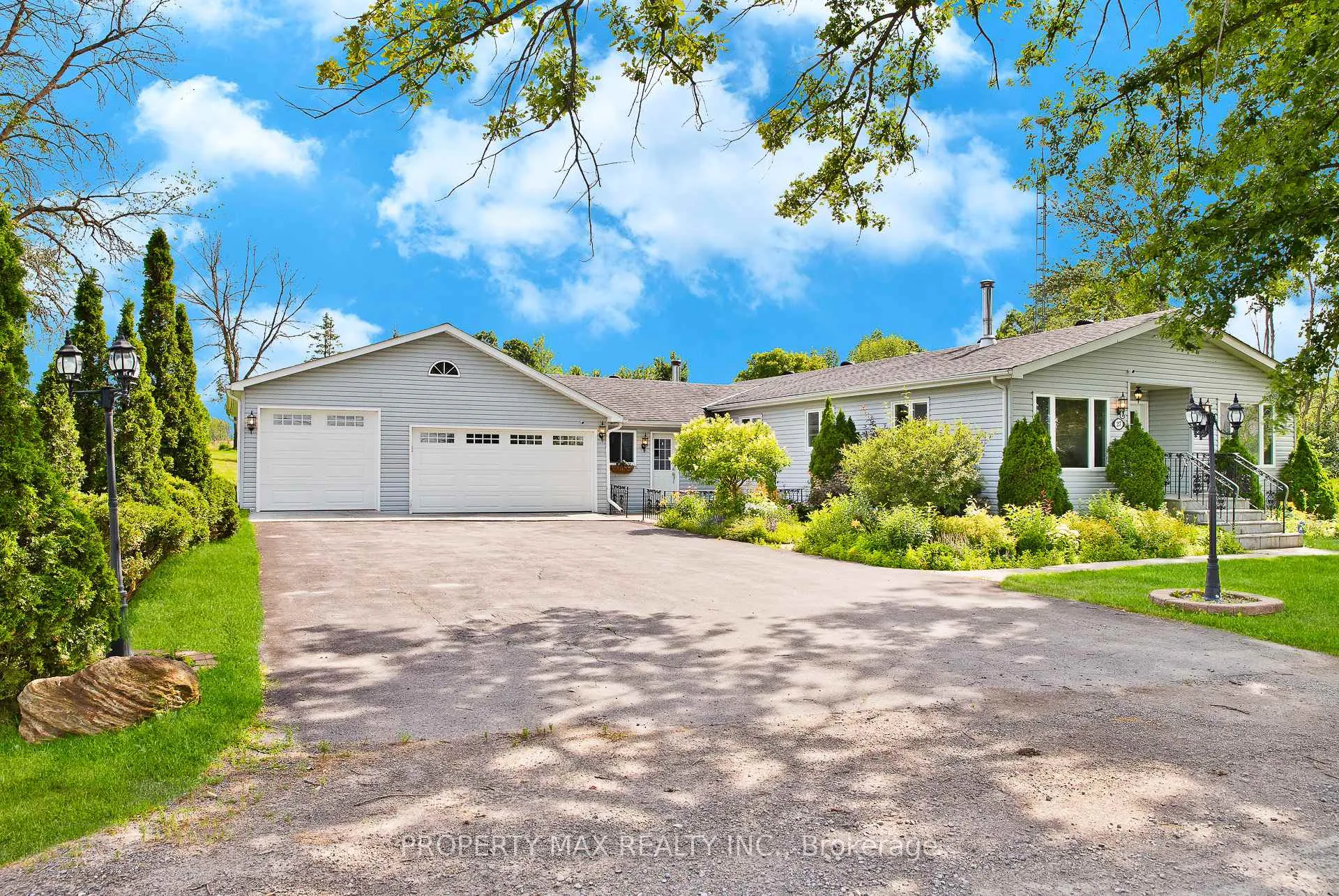 Photo 1 of 27 Rose Street, Quinte West, Murray Ward — HOMEH