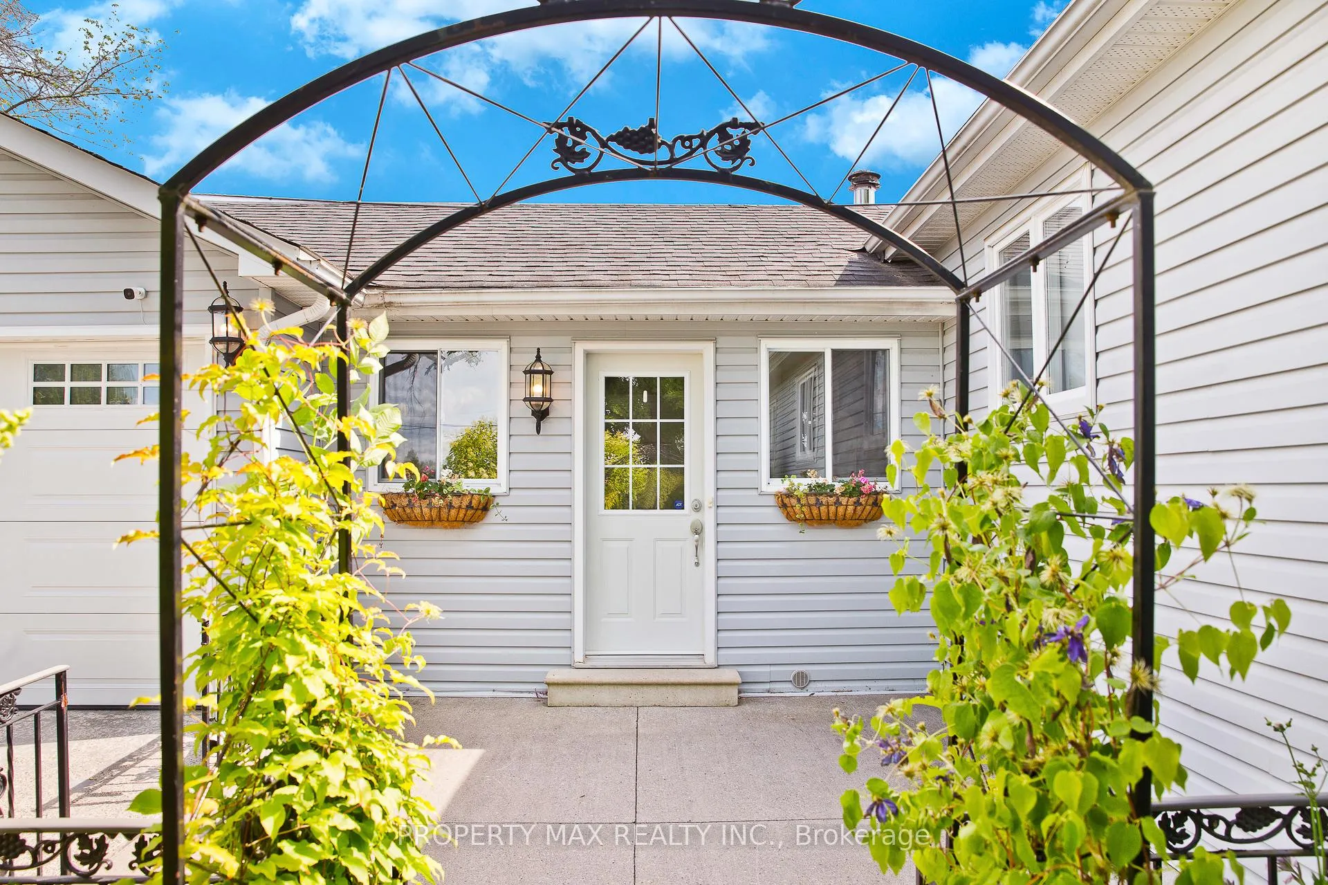 Photo 17 of 27 Rose Street, Quinte West, Murray Ward — HOMEH