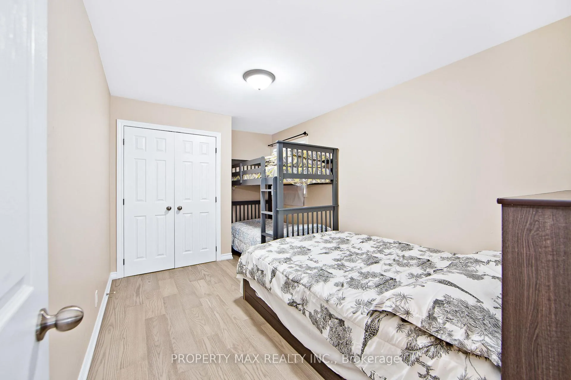 Photo 21 of 27 Rose Street, Quinte West, Murray Ward — HOMEH