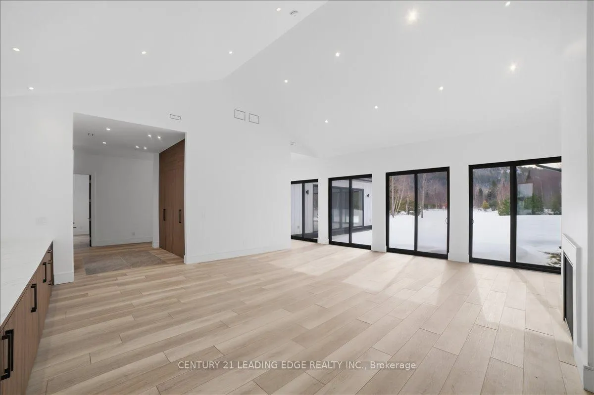 Photo 5 of 40 Bancroft Ridge Drive, Bancroft, Bancroft Ward — HOMEH