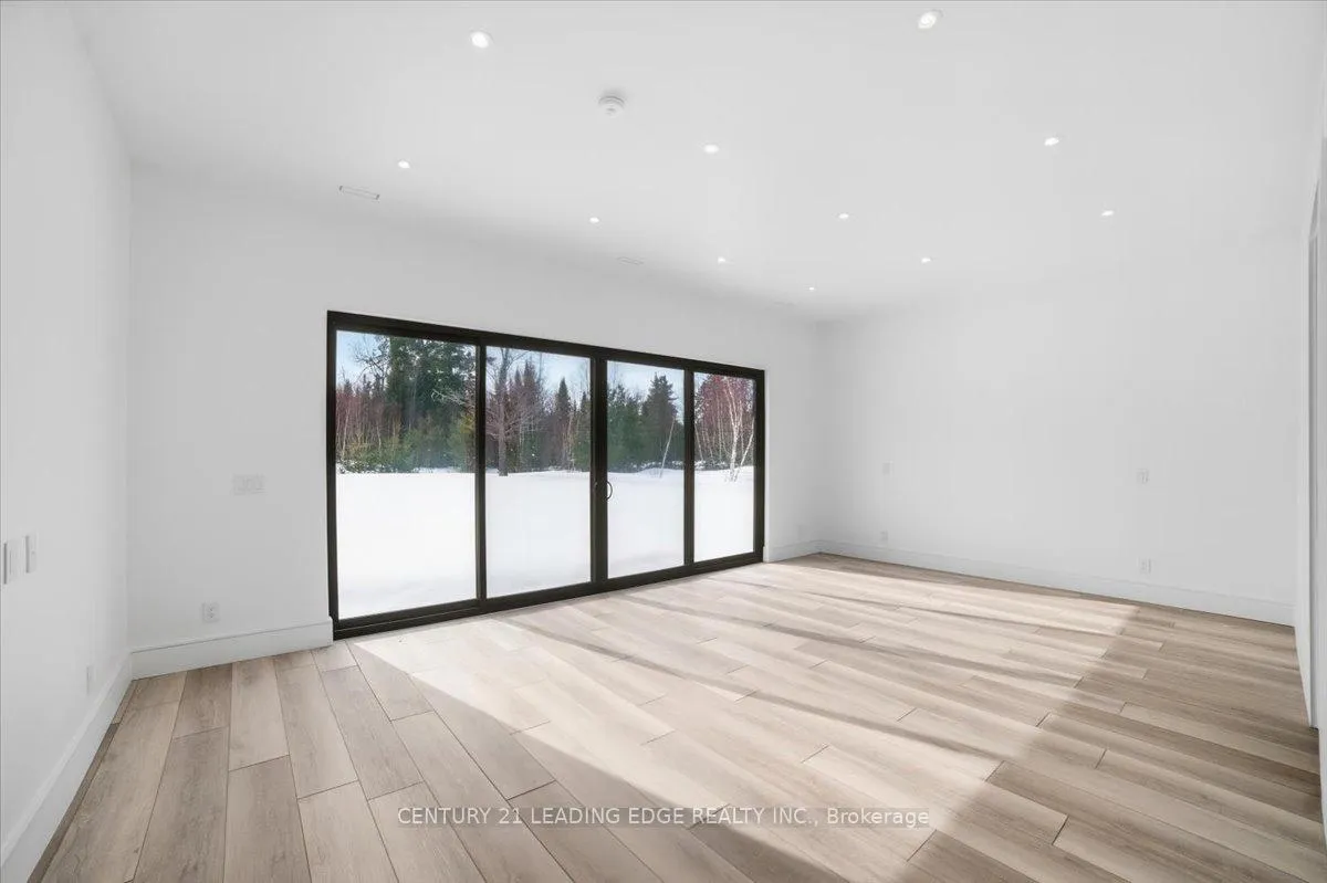 Photo 11 of 40 Bancroft Ridge Drive, Bancroft, Bancroft Ward — HOMEH