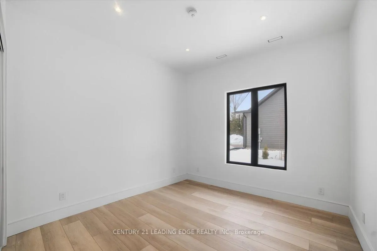Photo 18 of 40 Bancroft Ridge Drive, Bancroft, Bancroft Ward — HOMEH
