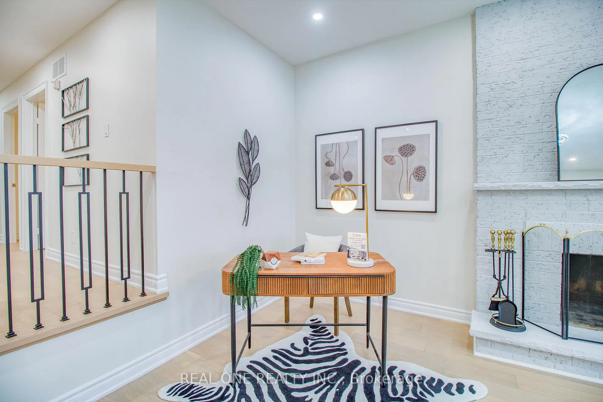 Photo 28 of 32 Charlton Avenue, Vaughan, Brownridge — HOMEH