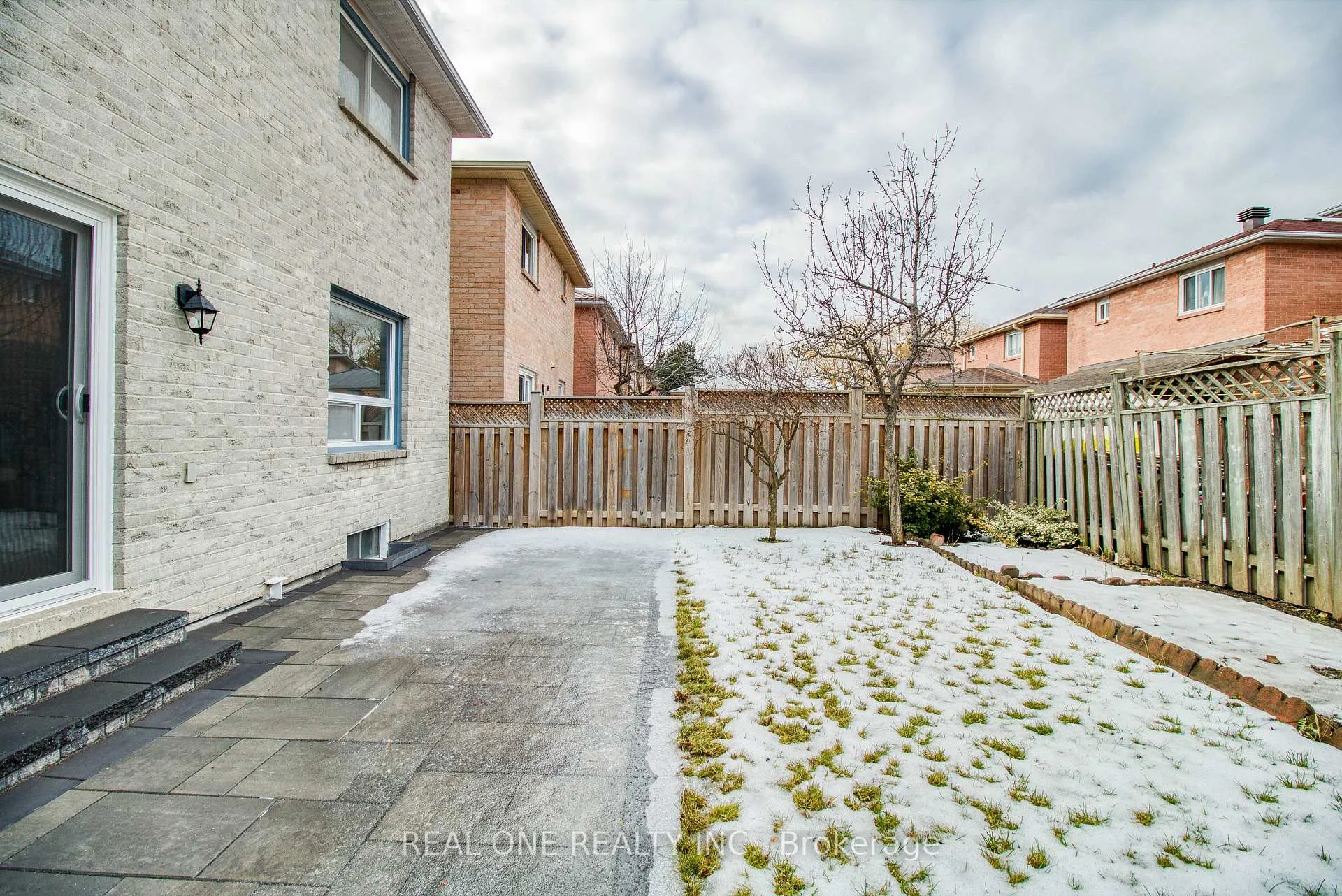 Photo 41 of 32 Charlton Avenue, Vaughan, Brownridge — HOMEH