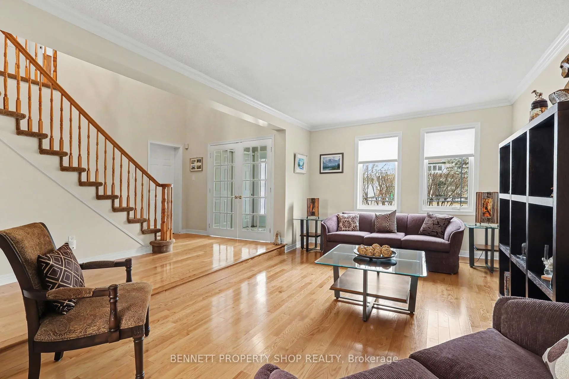 Photo 4 of 1476 Bourcier Drive, Ottawa, Bilberry Creek/Queenswood Heights — HOMEH