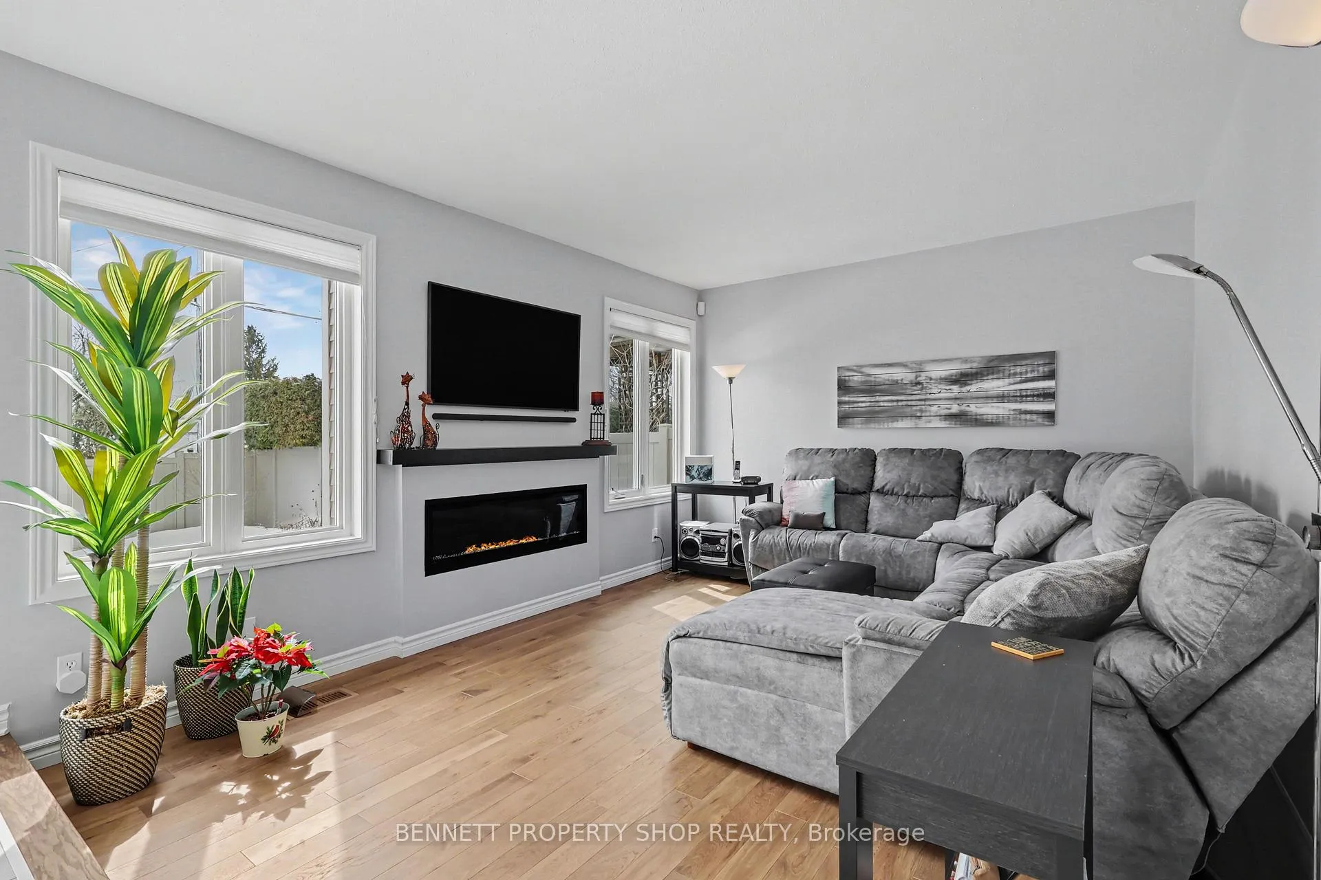 Photo 13 of 1476 Bourcier Drive, Ottawa, Bilberry Creek/Queenswood Heights — HOMEH