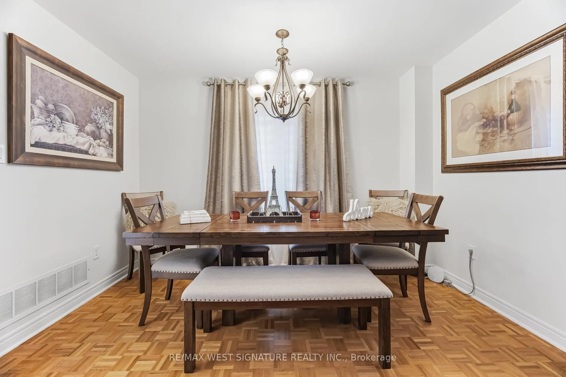 Photo 7 of 119 Castle Park Boulevard, Vaughan, Sonoma Heights — HOMEH